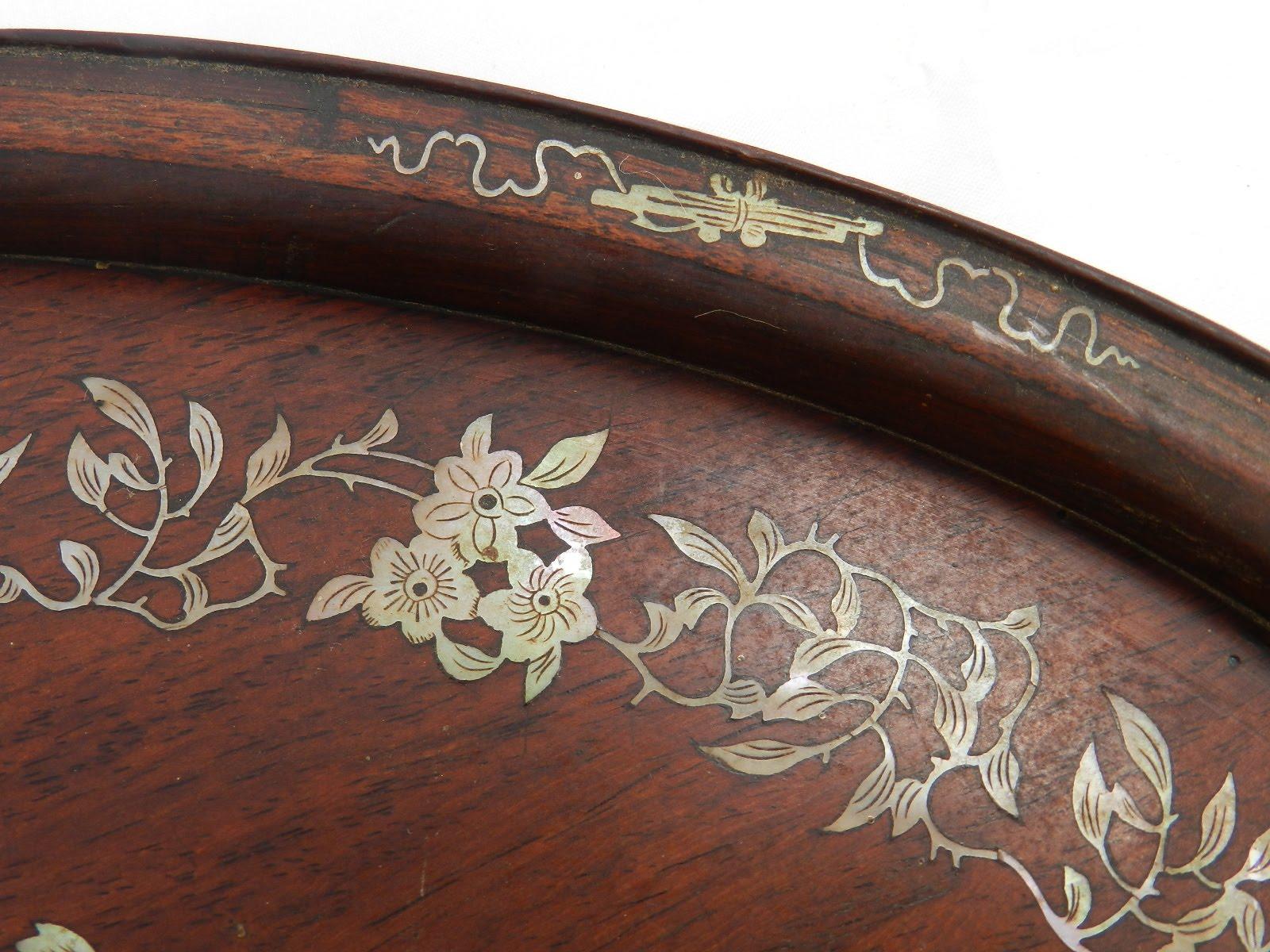 Chinoiserie Oval Tray Wood Inlaid Butterflies Flowers late 19th Century 3
