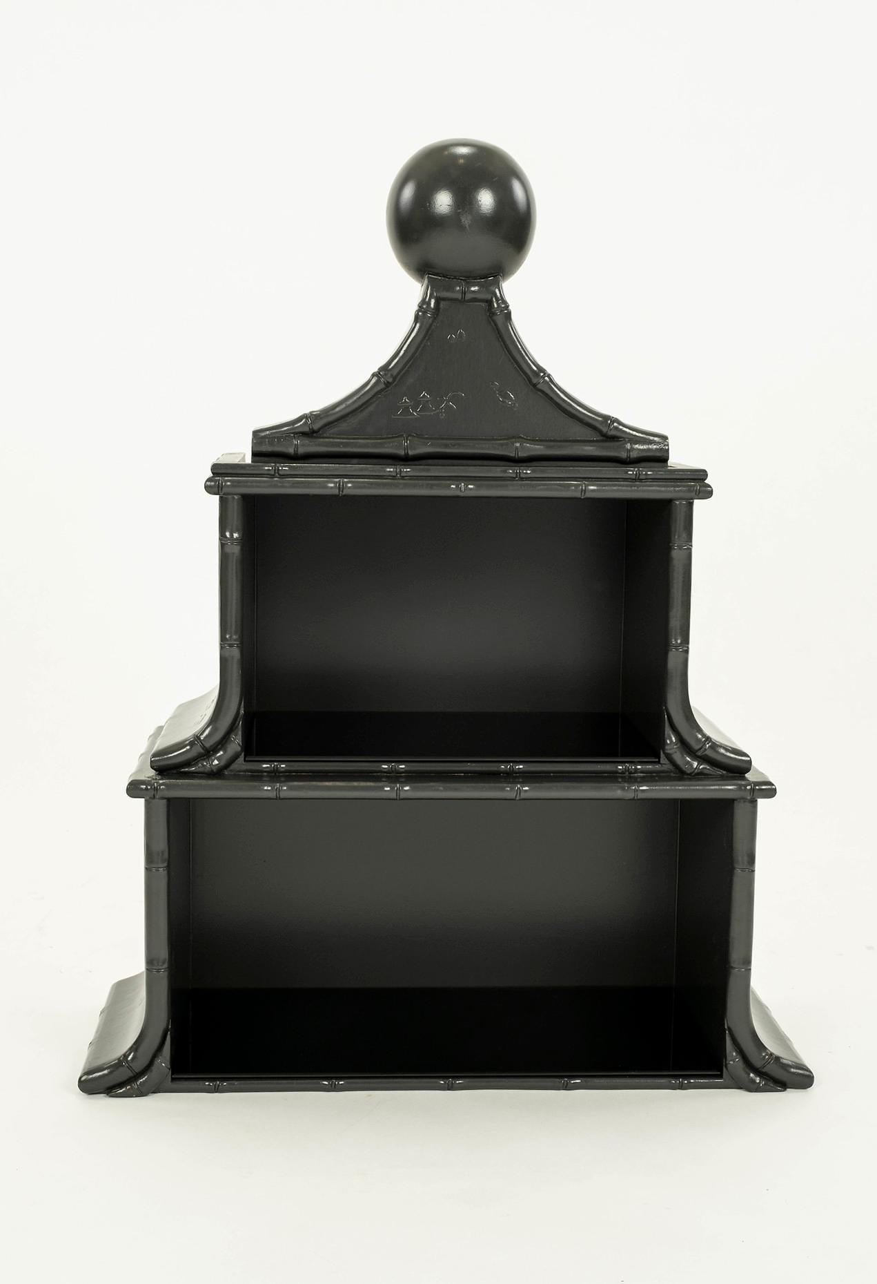 American Chinoiserie Pagoda Bookcase Étagère For Sale
