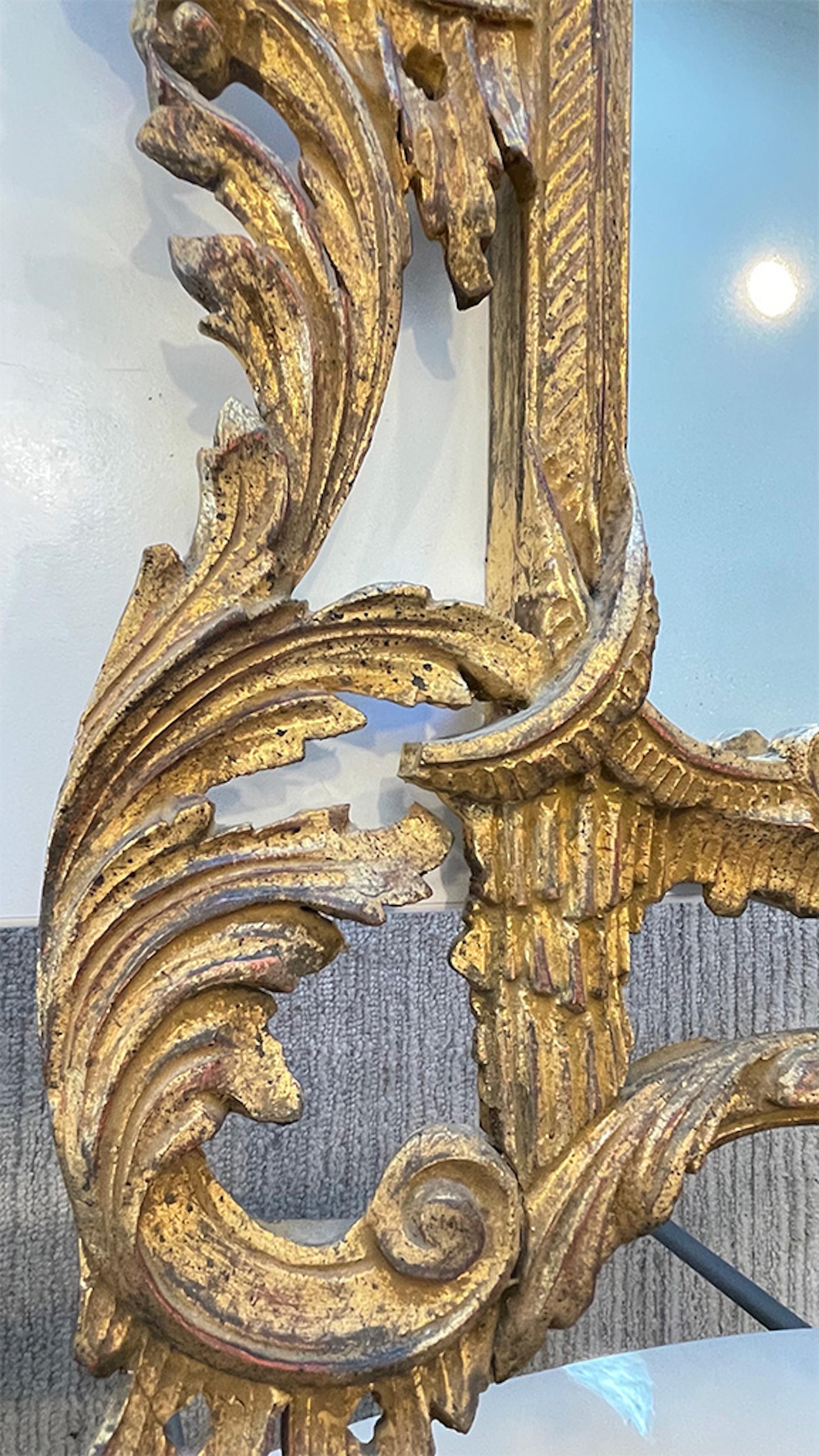 Miroir Chinoiserie Pagode en bois doré en vente 1