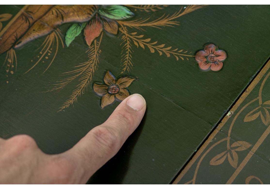 Tavolo a ribalta decorato con vernice Chinoiserie in vendita 4
