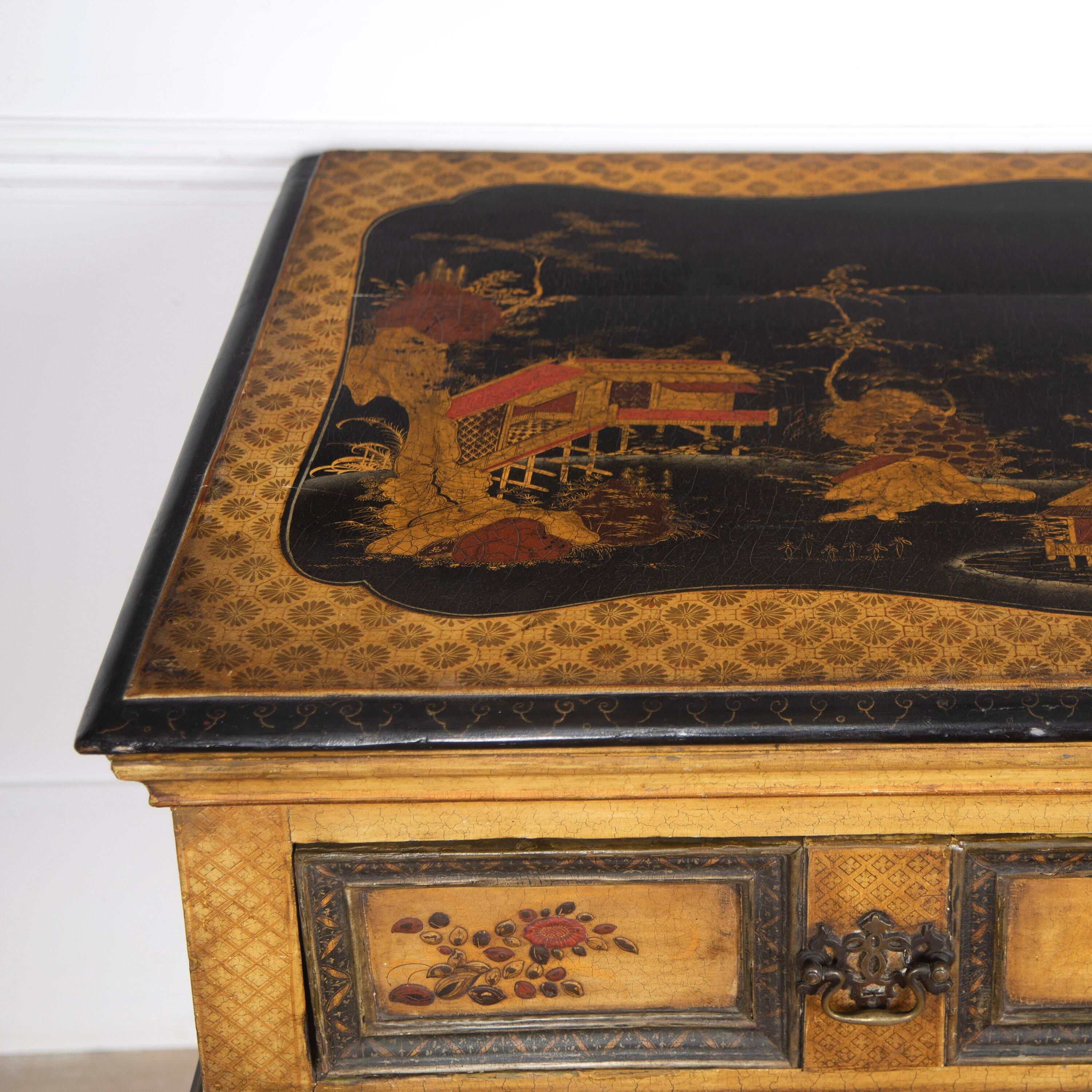 Chinoiserie Painted Serving Table In Good Condition For Sale In Gloucestershire, GB