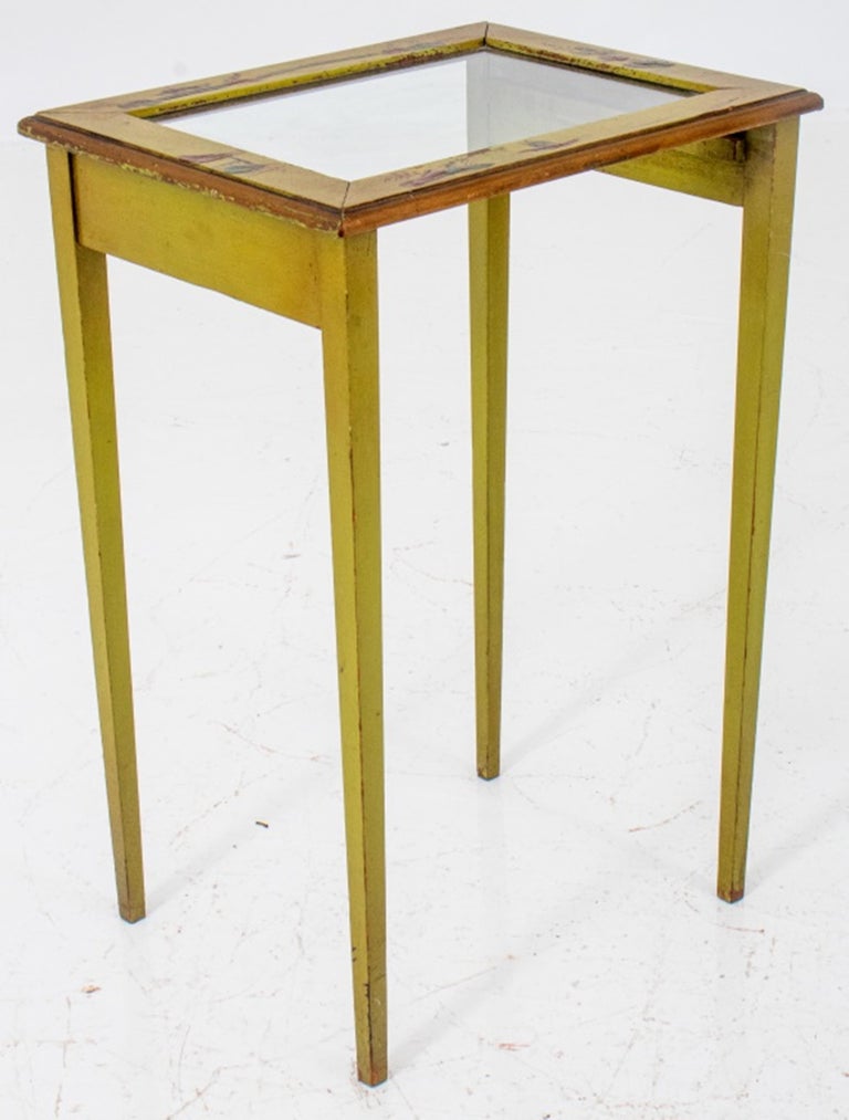 Chinoiserie Painted Wooden Nesting Tables, 2 For Sale at 1stDibs