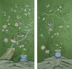 Panel de Chinoiserie Papel pintado a mano sobre seda verde, 2 paneles