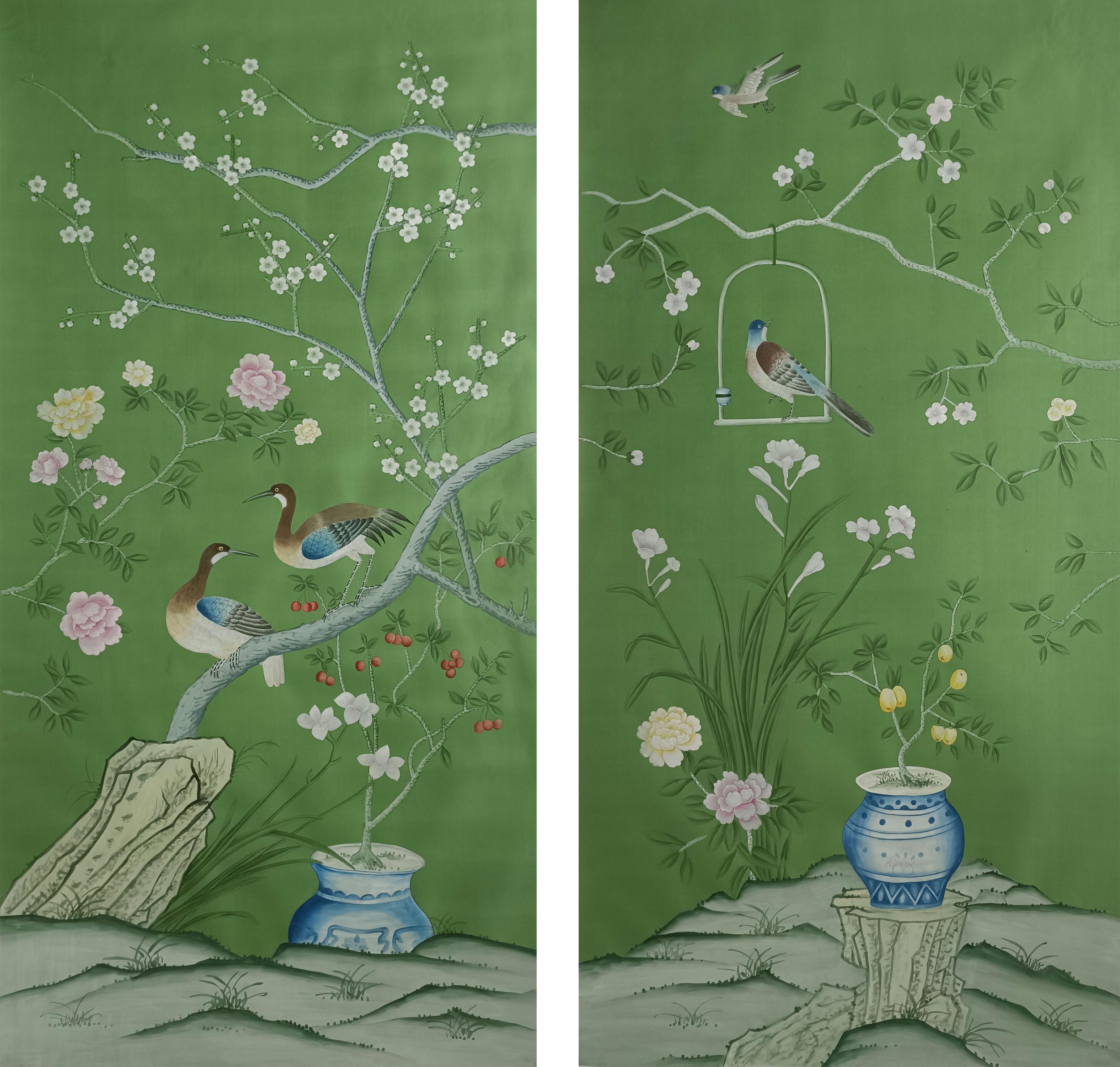 Chinoiserie-Tafel, handbemalte Tafel auf grüner Seide, 30x60-2 Tafeln (Handbemalt) im Angebot