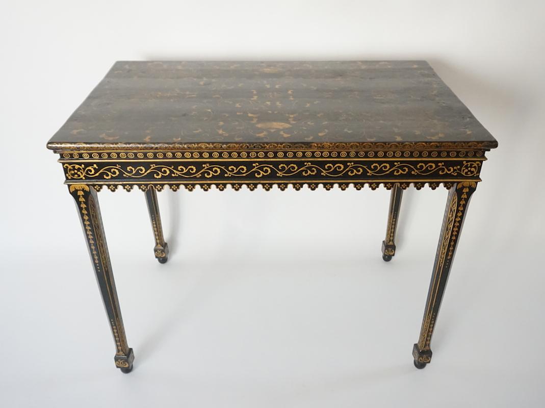 Aesthetic Movement Chinoiserie Parcel-Gilt Black Lacquer Top Table, England, circa 1880