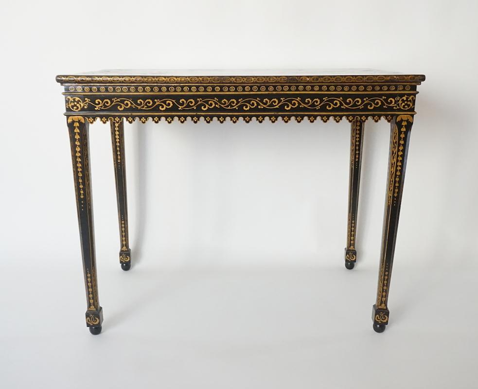 19th Century Chinoiserie Parcel-Gilt Black Lacquer Top Table, England, circa 1880