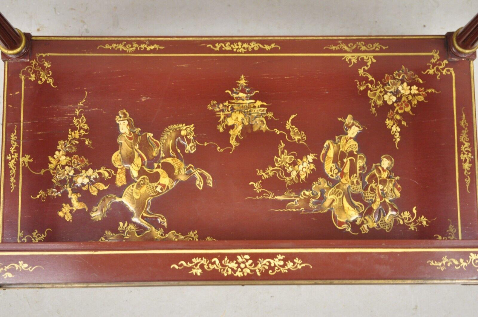 Table basse chinoiserie rouge laquée et peinte en doré d'Asie orientale avec plateau en verre en vente 2