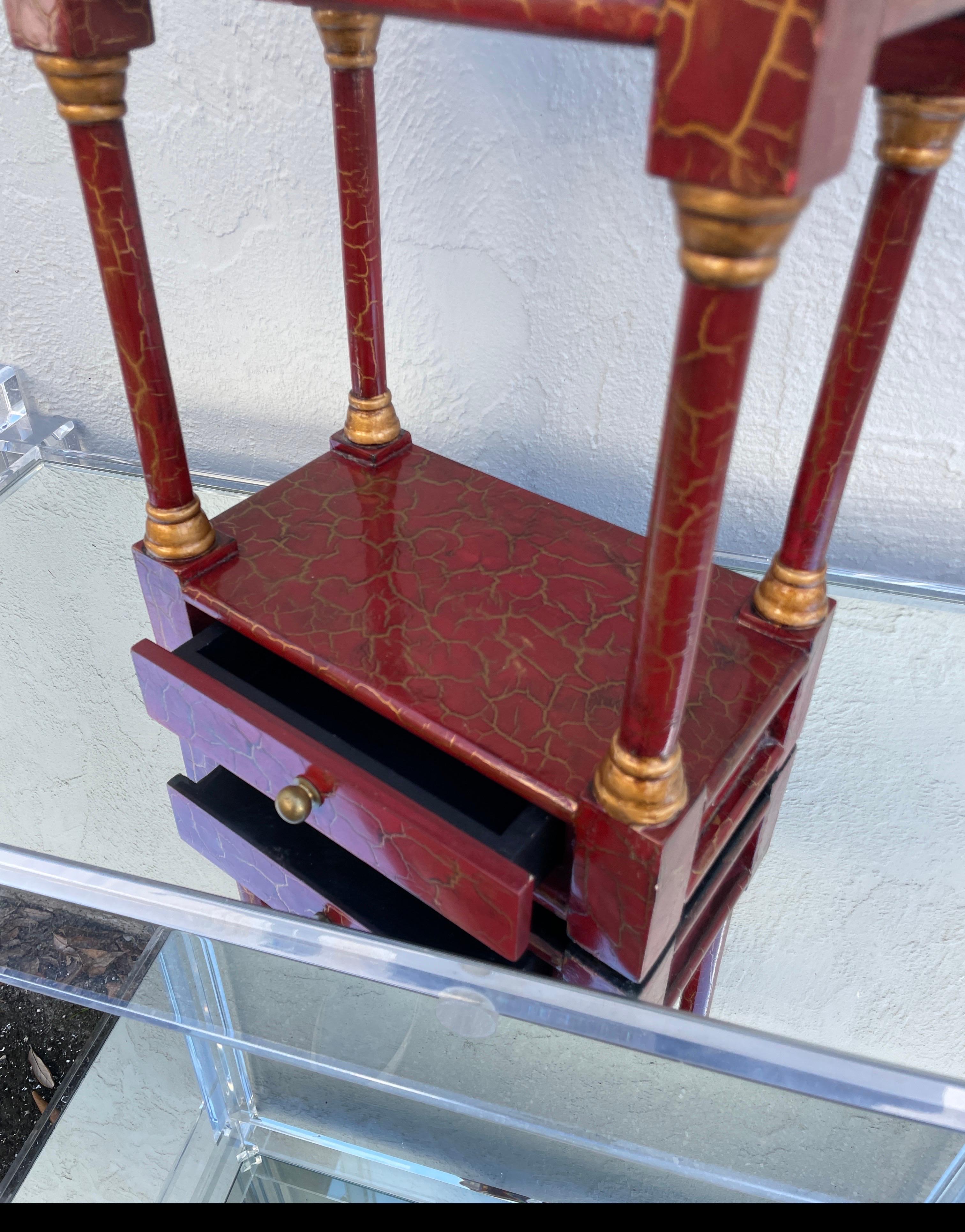 Rotes Wandregal im Pagodenstil im Chinoiserie-Stil im Angebot 5