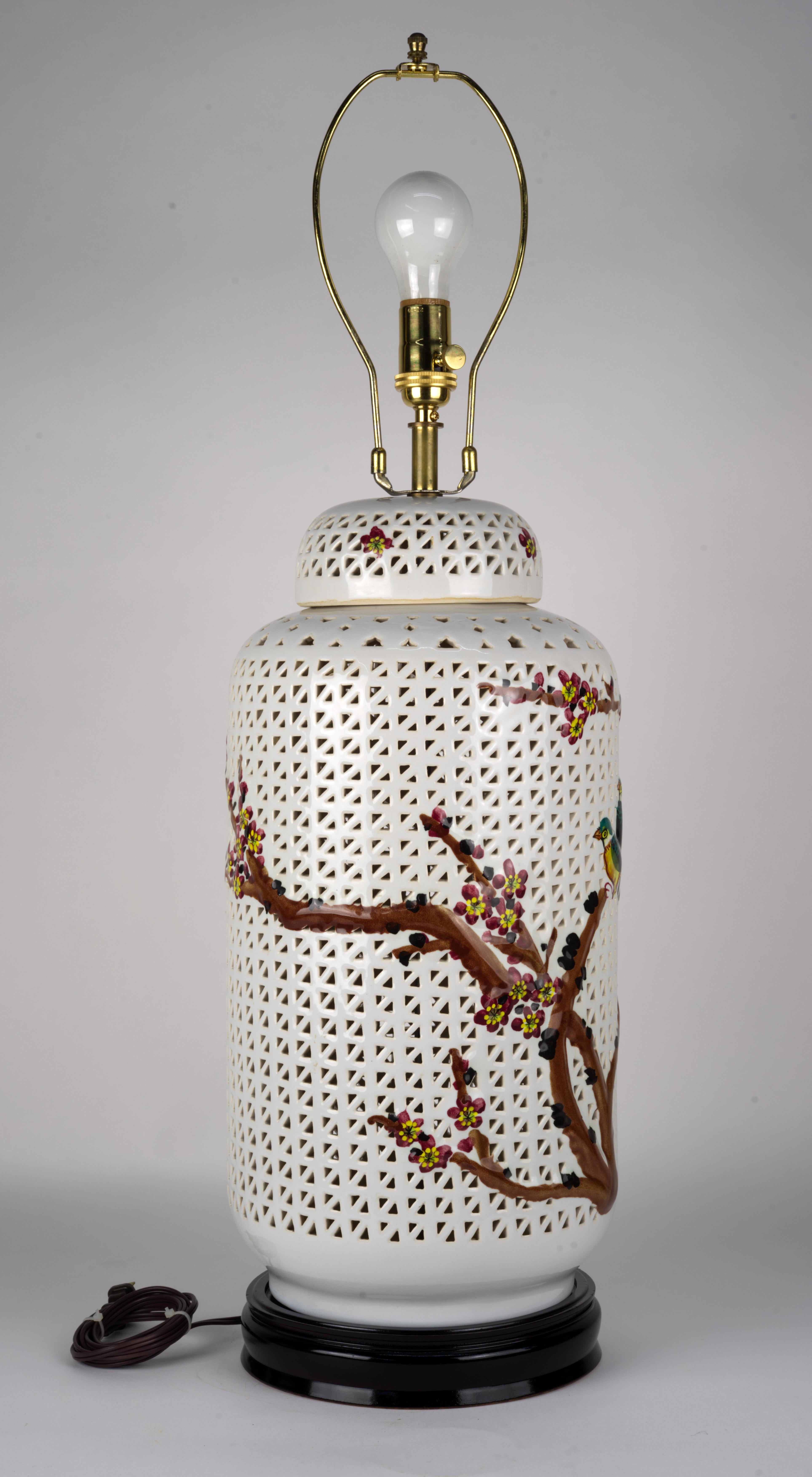 Hand-Painted Chinoiserie Reticulated Ginger Jar Table Lamp White Blossoming Branches Birds  For Sale