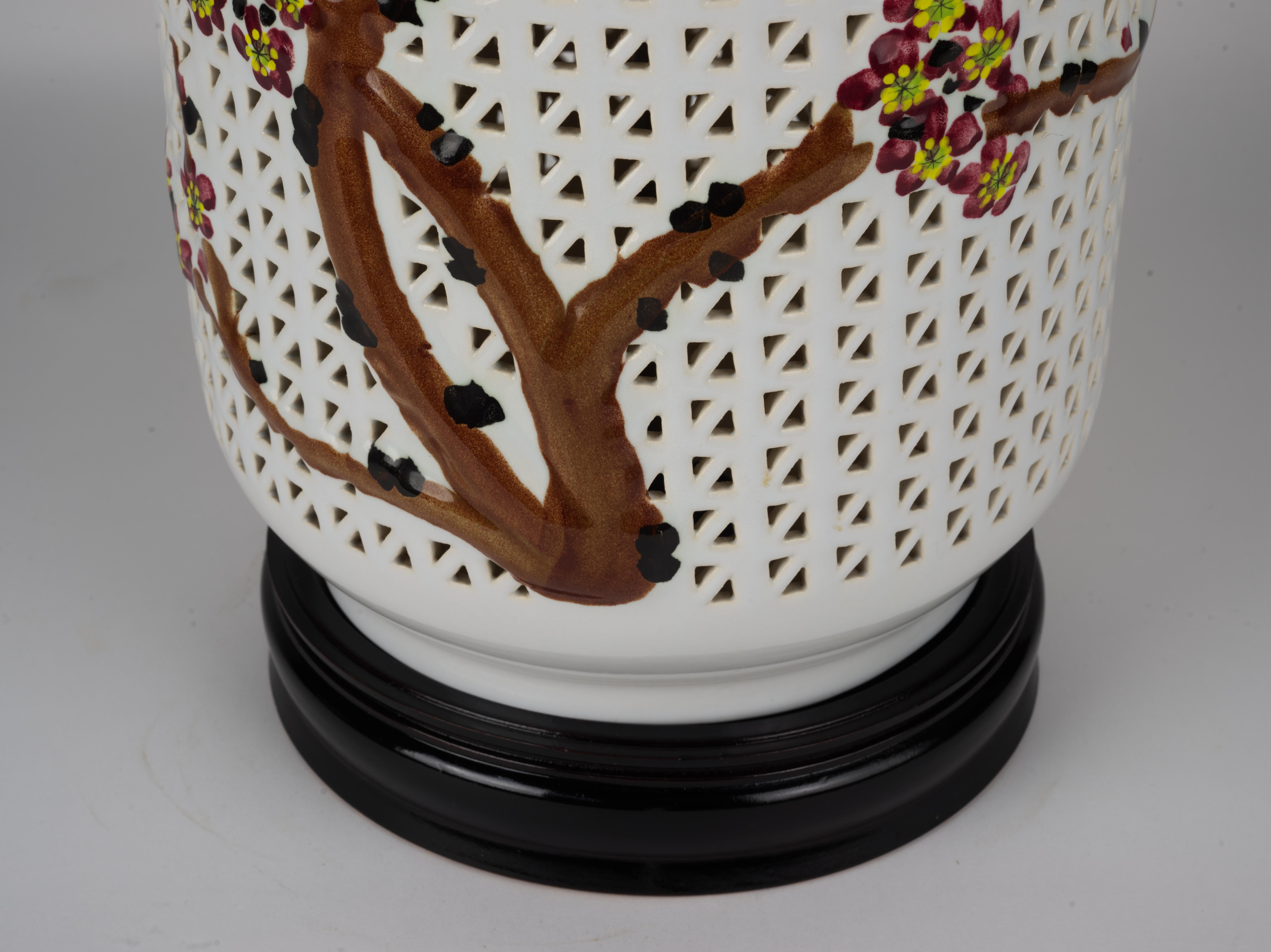 Ceramic Chinoiserie Reticulated Ginger Jar Table Lamp White Blossoming Branches Birds  For Sale