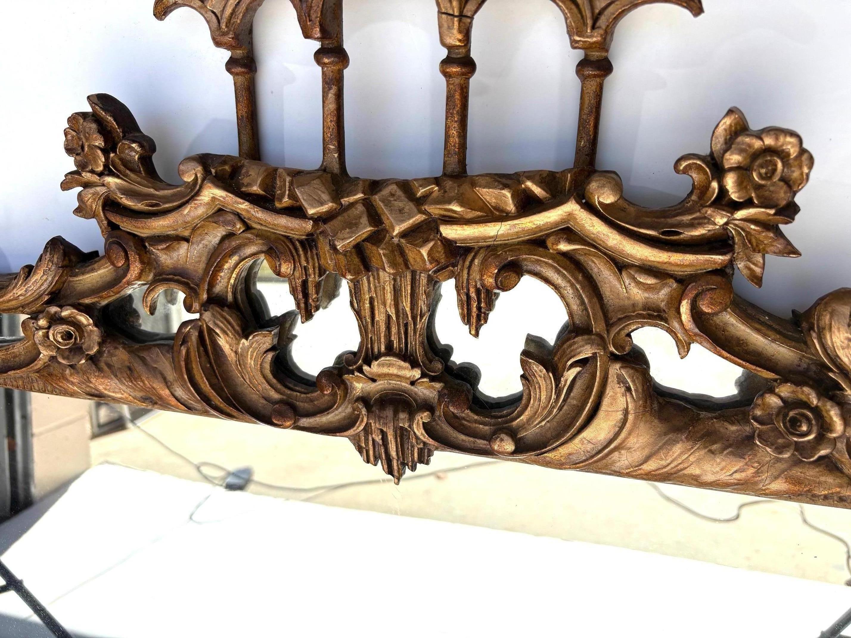 Metà XX secolo Specchio in stile rococò Chinoiserie in vendita