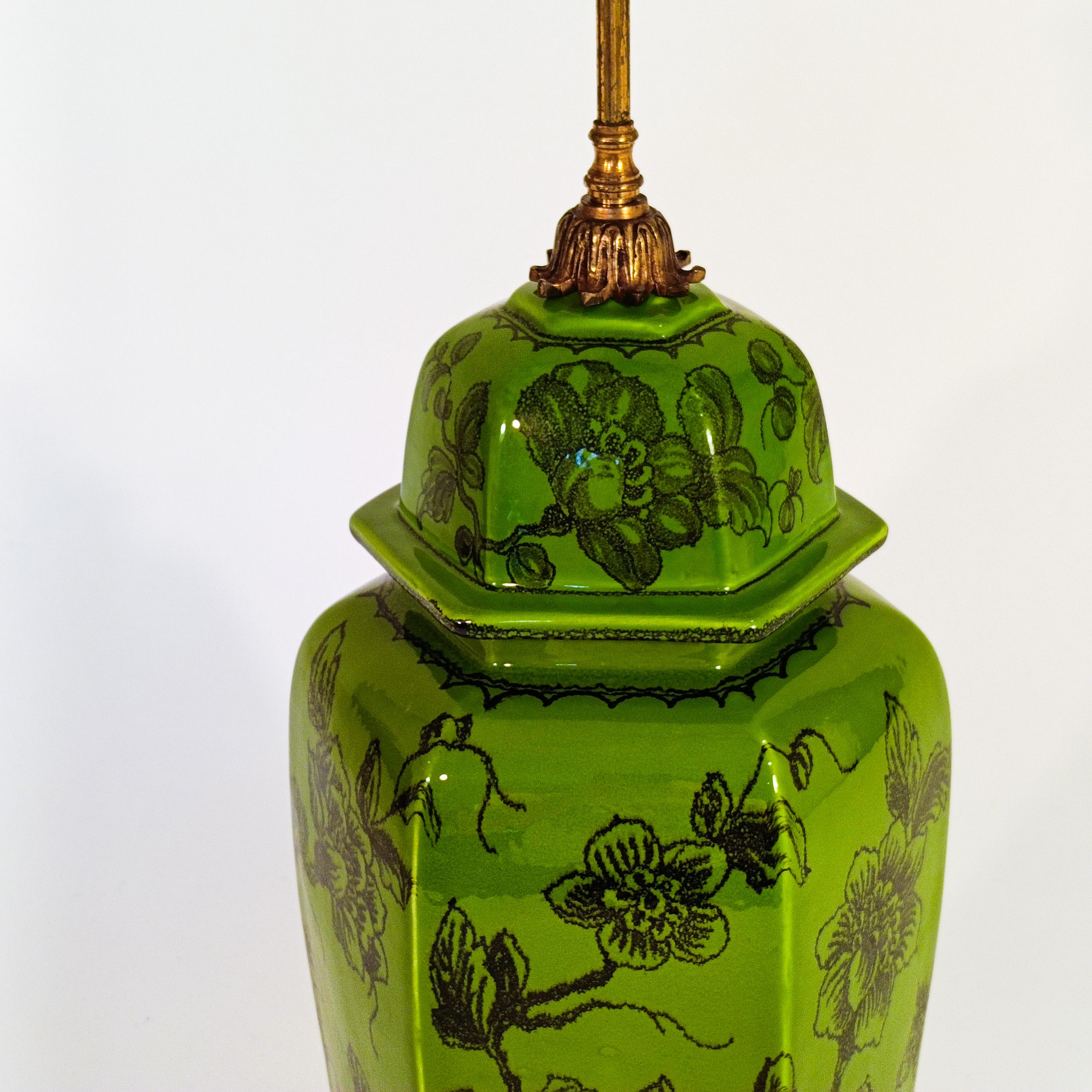 Chinoiserie style ceramic table lamp by Hispania, Spain, 1960s For Sale 2