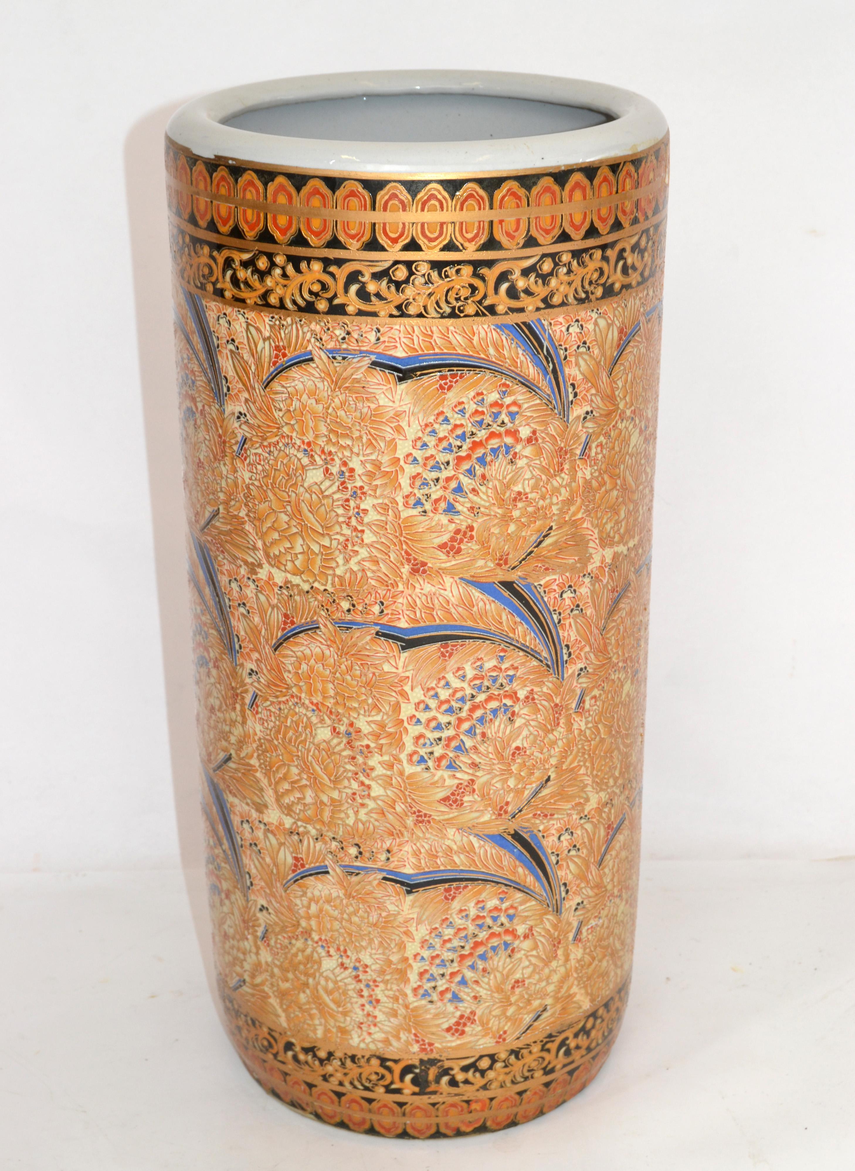 We offer a Chinoiserie Style Gold, Black, Orange handmade ceramic pottery Umbrella Stand, Baluster, Vase, Vessel.
Interesting pattern of lines and geometric shapes.
Can be used indoor and outdoor.


