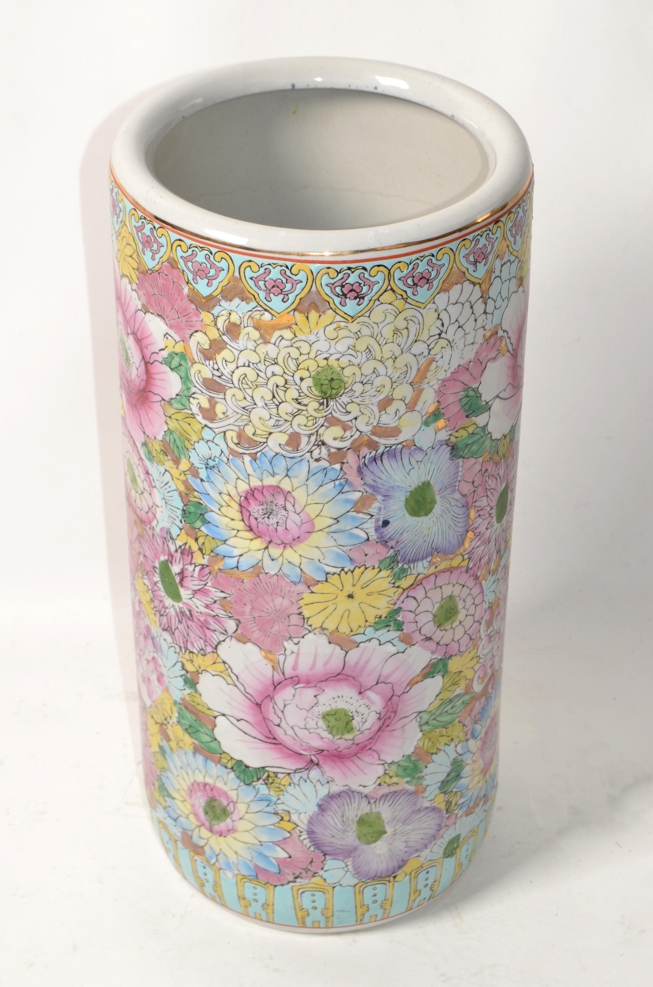 Chinoiserie Style Oriental Handmade Ceramic Pottery Umbrella Stand Vase Vessel In Good Condition For Sale In Miami, FL