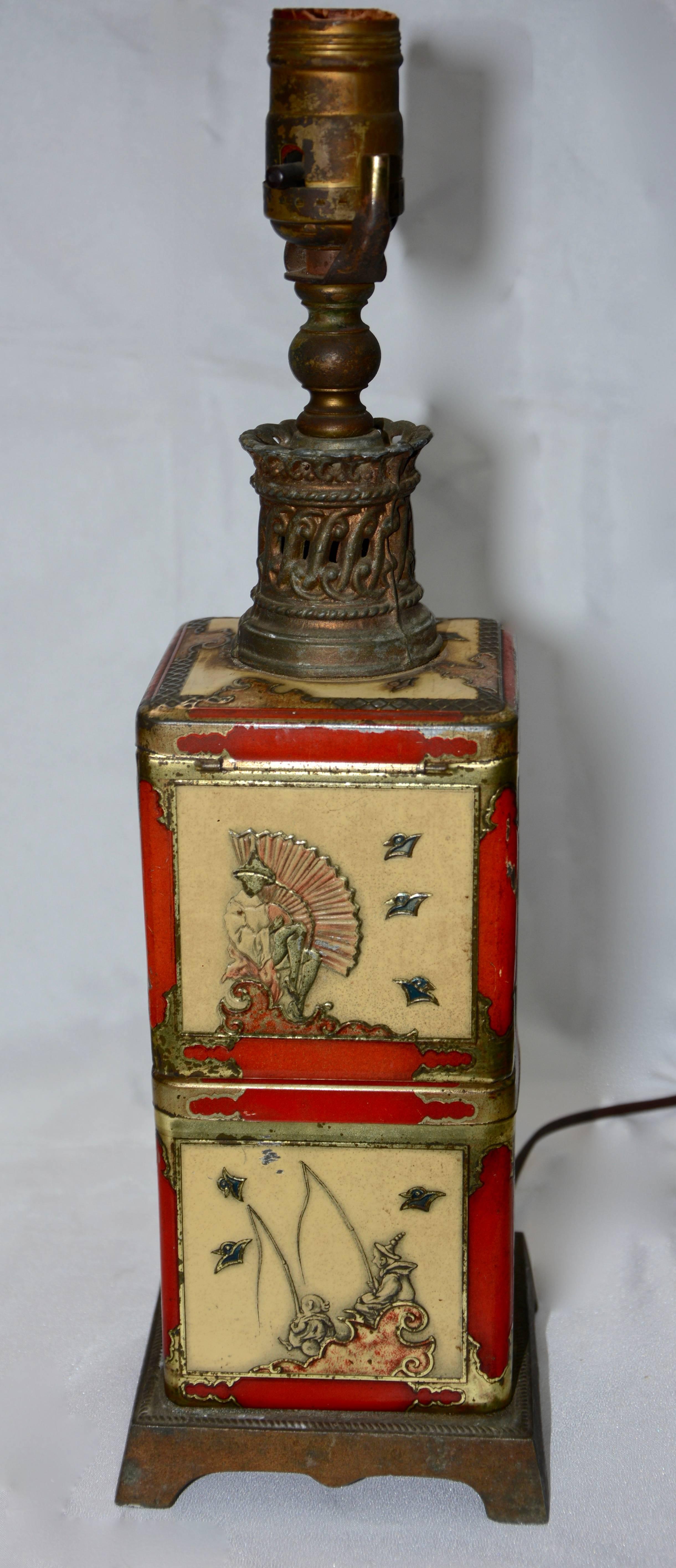 Chinese Chinoiserie Style Tea Tin Electric Table Lamp For Sale