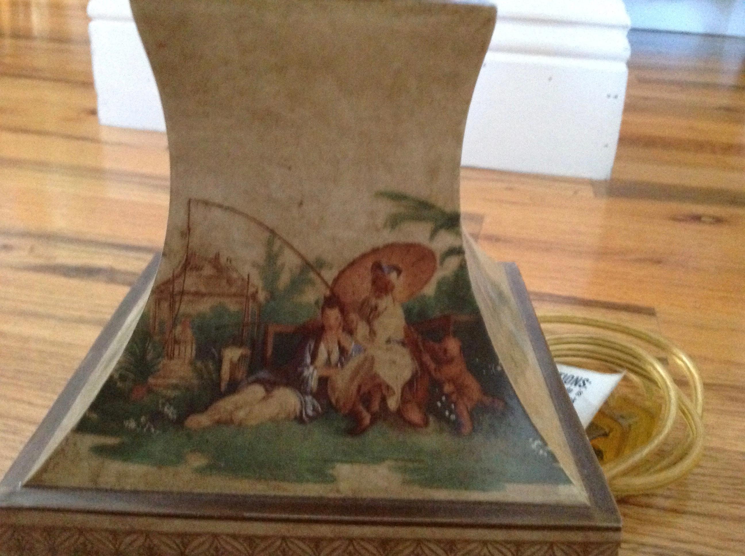 Chinoiserie Style Tole Table Lamp In Good Condition In West Palm Beach, FL