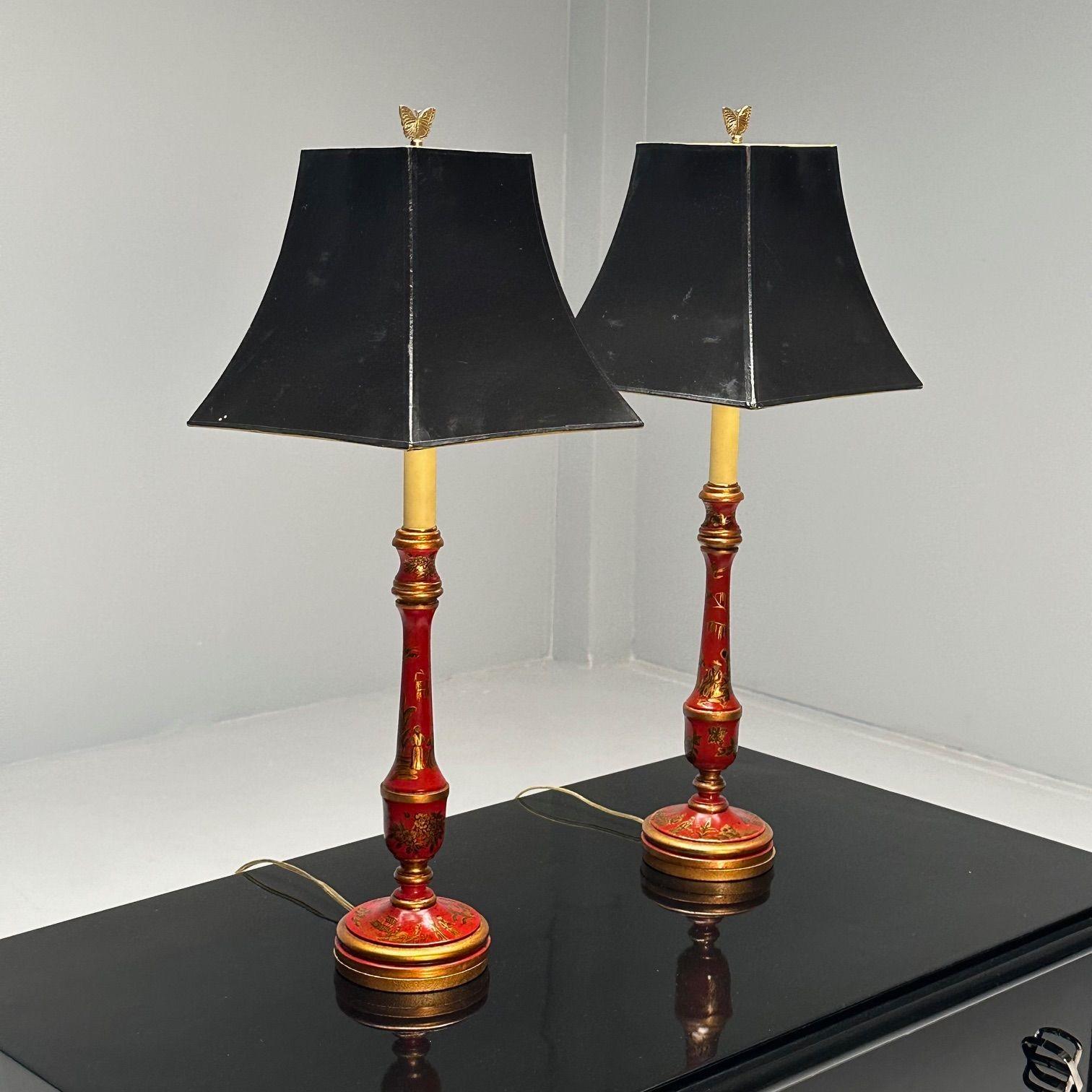 Chinoiserie, Table, Desk Lamps, Red Jappanned Wood, Giltwood, 1940s In Good Condition For Sale In Stamford, CT