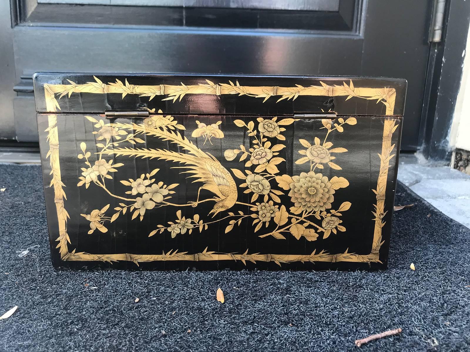 Chinoiserie Tea Caddy with Pewter Liner, circa 1820 2