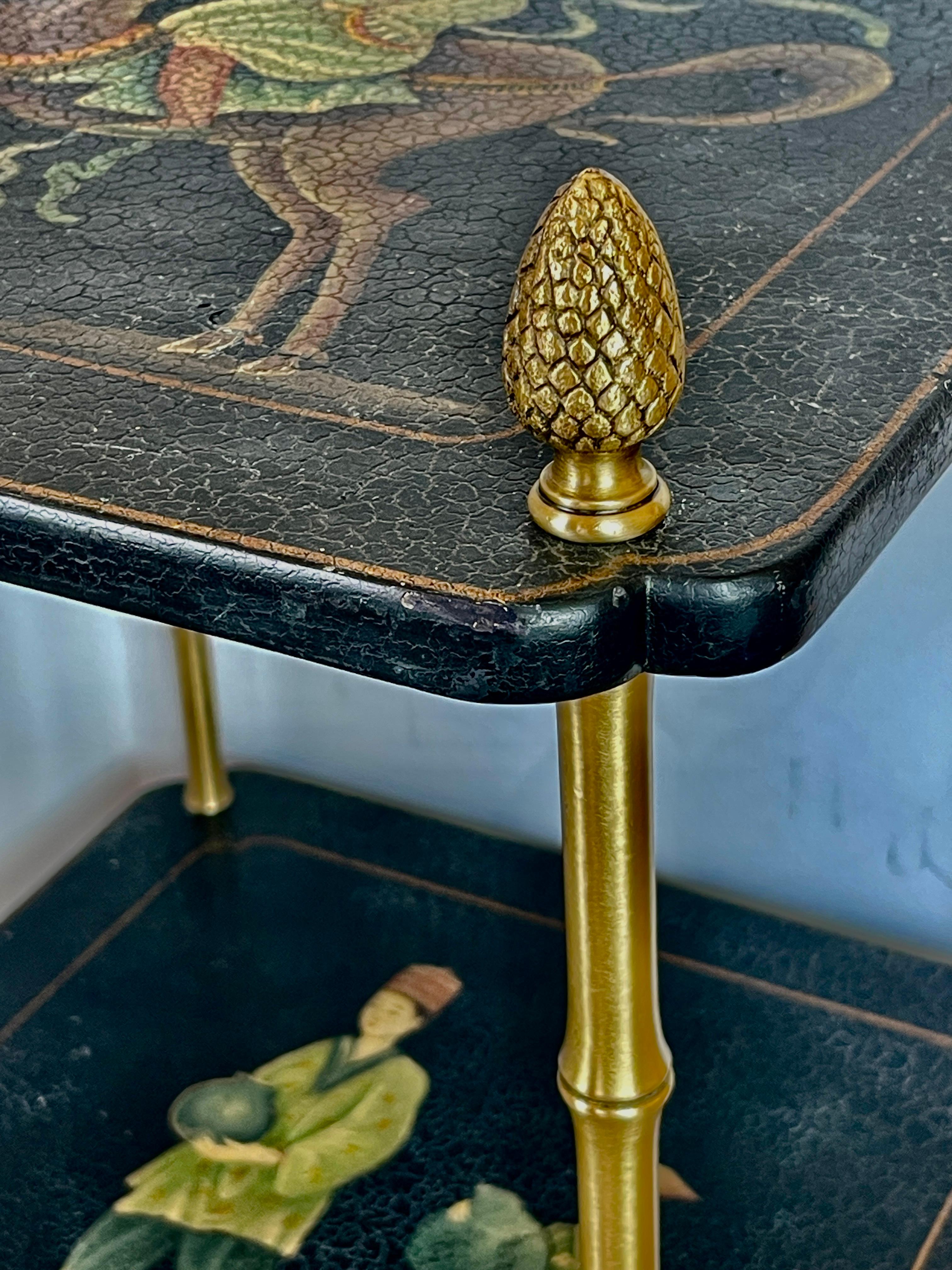 Tavolino a due piani Chinoiserie  Con piedini in ottone,  Stile Maison Bagues in vendita 5