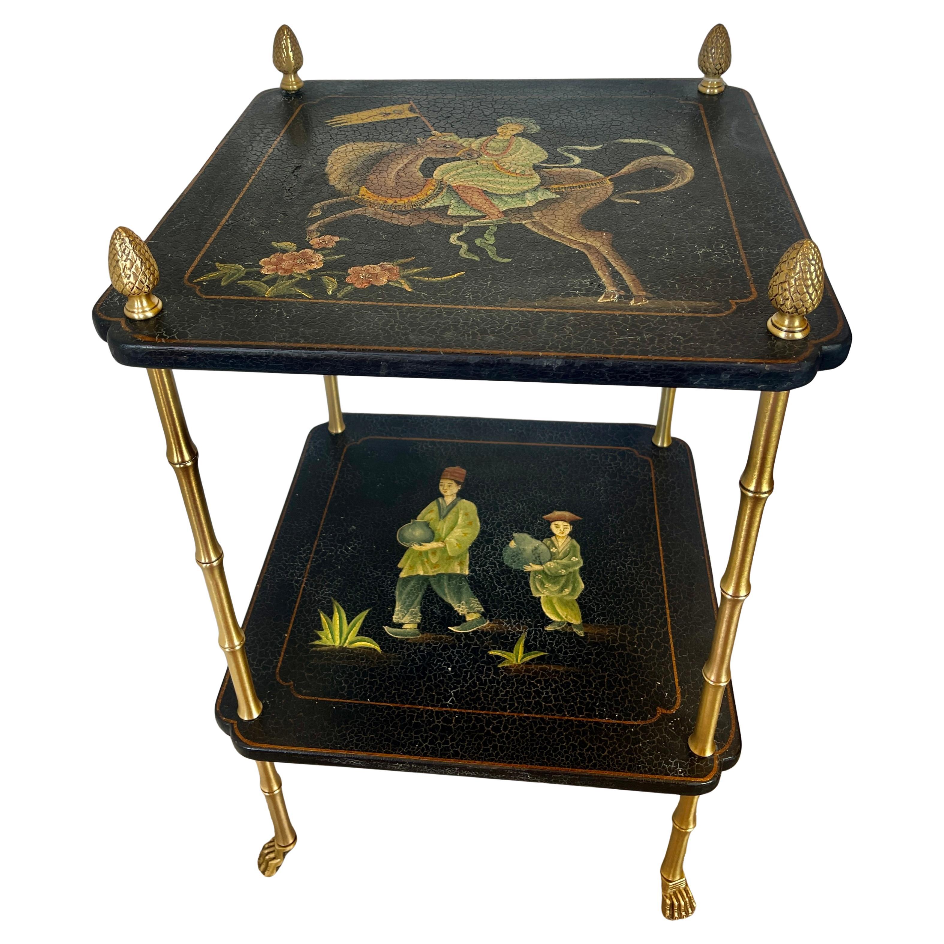 Tavolino a due piani Chinoiserie  Con piedini in ottone,  Stile Maison Bagues in vendita