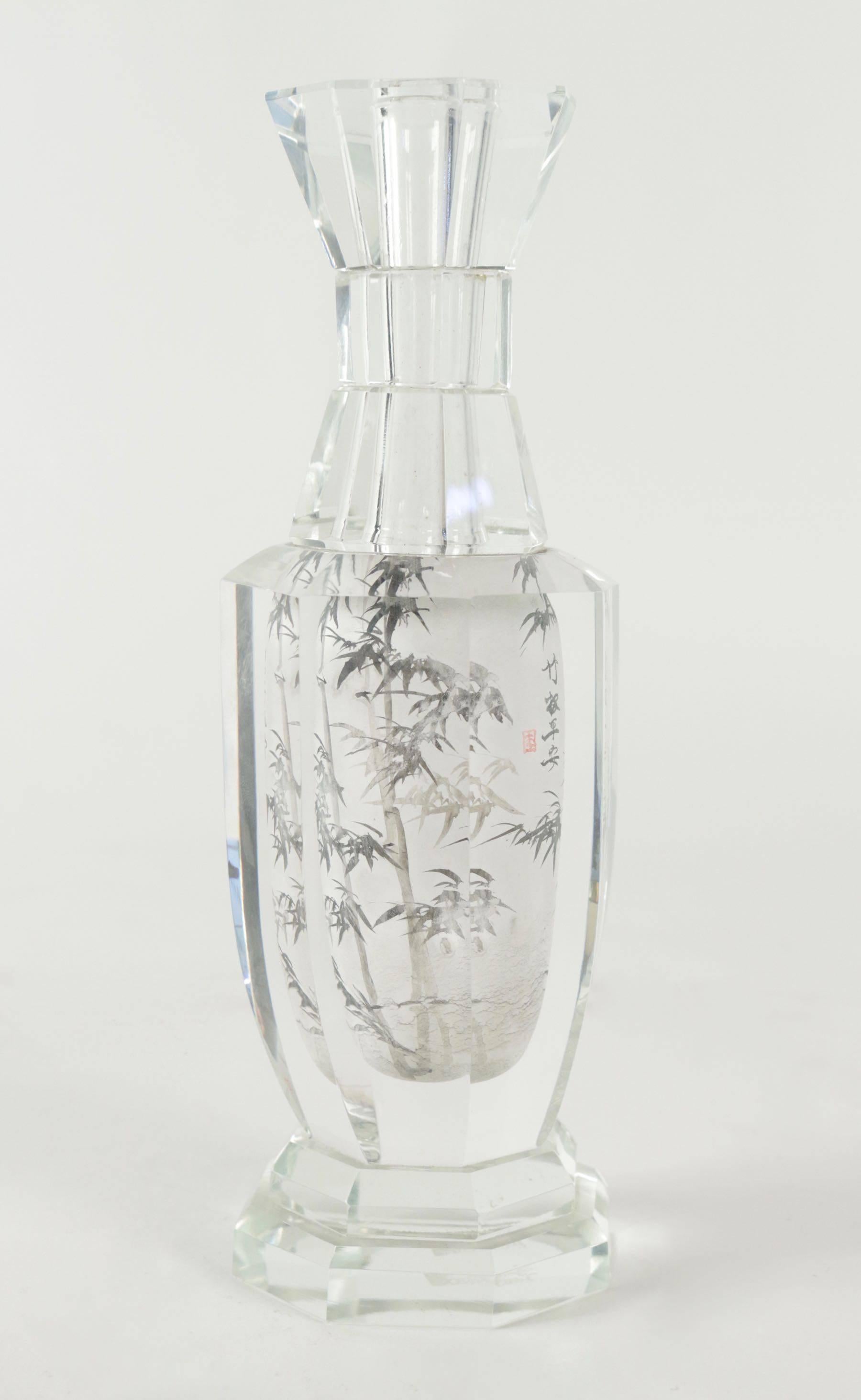 Vase chinoiseries en cristal du 20ème siècle Bon état - En vente à Saint-Ouen, FR