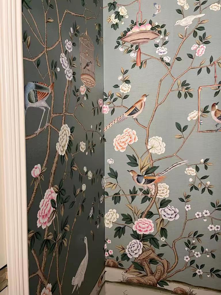 Chinoiserie Wallpaper Hand Painted Wallpaper on Green Silk-Accept Custom Size In New Condition For Sale In Wuxi, 32