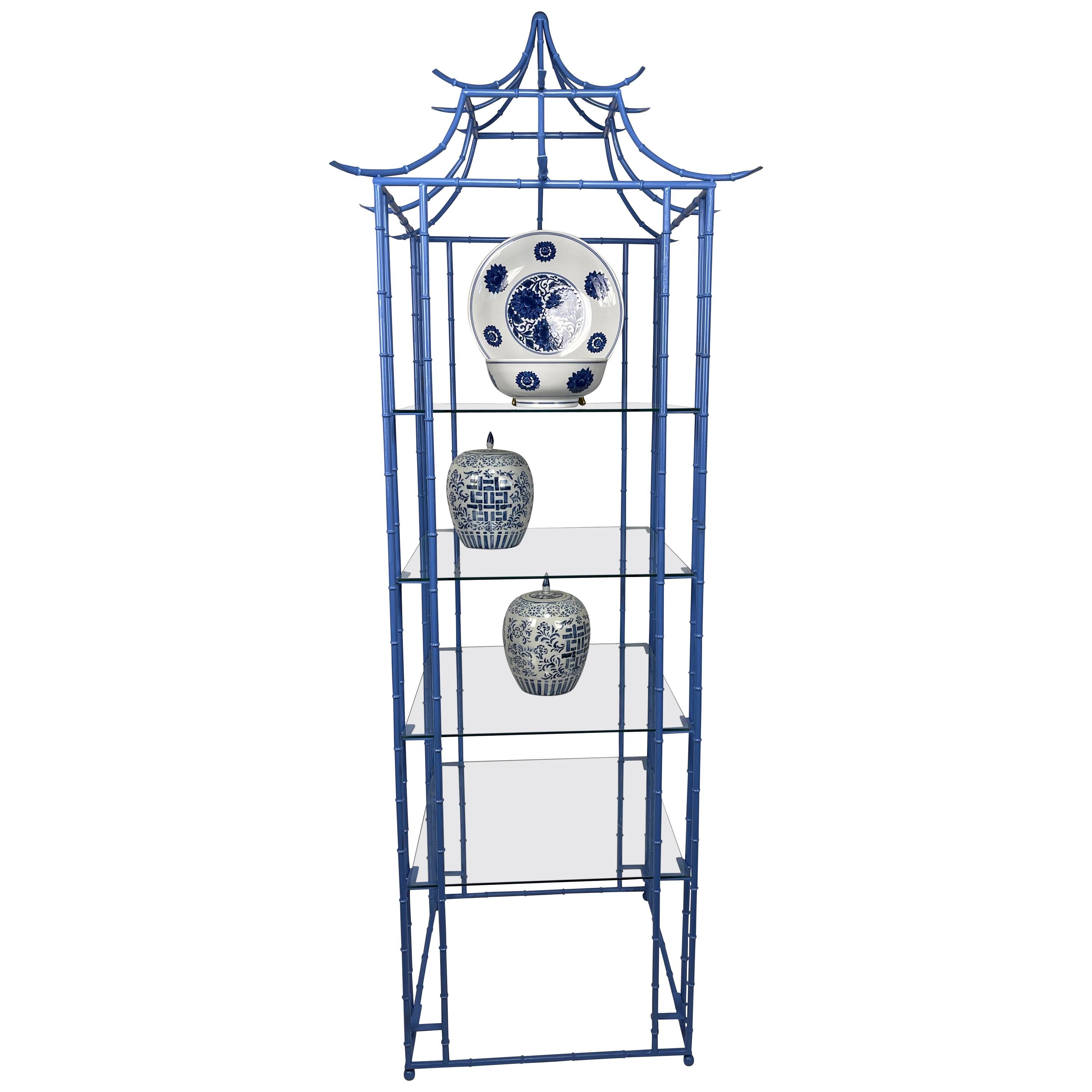 Chinoiserie Wedgewood Blaue Pagoden-Etagere