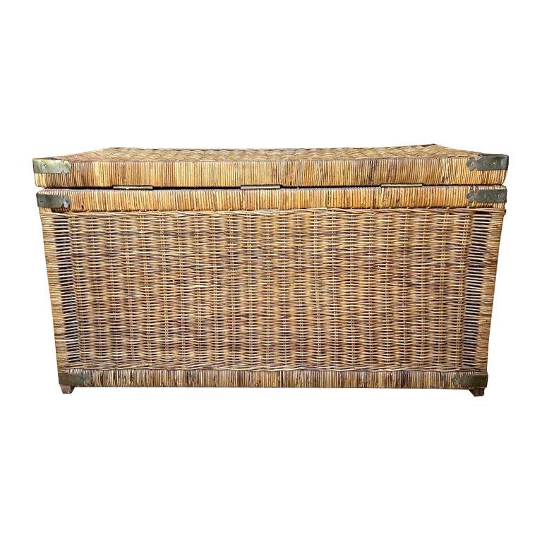 Chinoiserie Wicker Blanket Chest or Trunk with Brass Hardware For Sale at  1stDibs