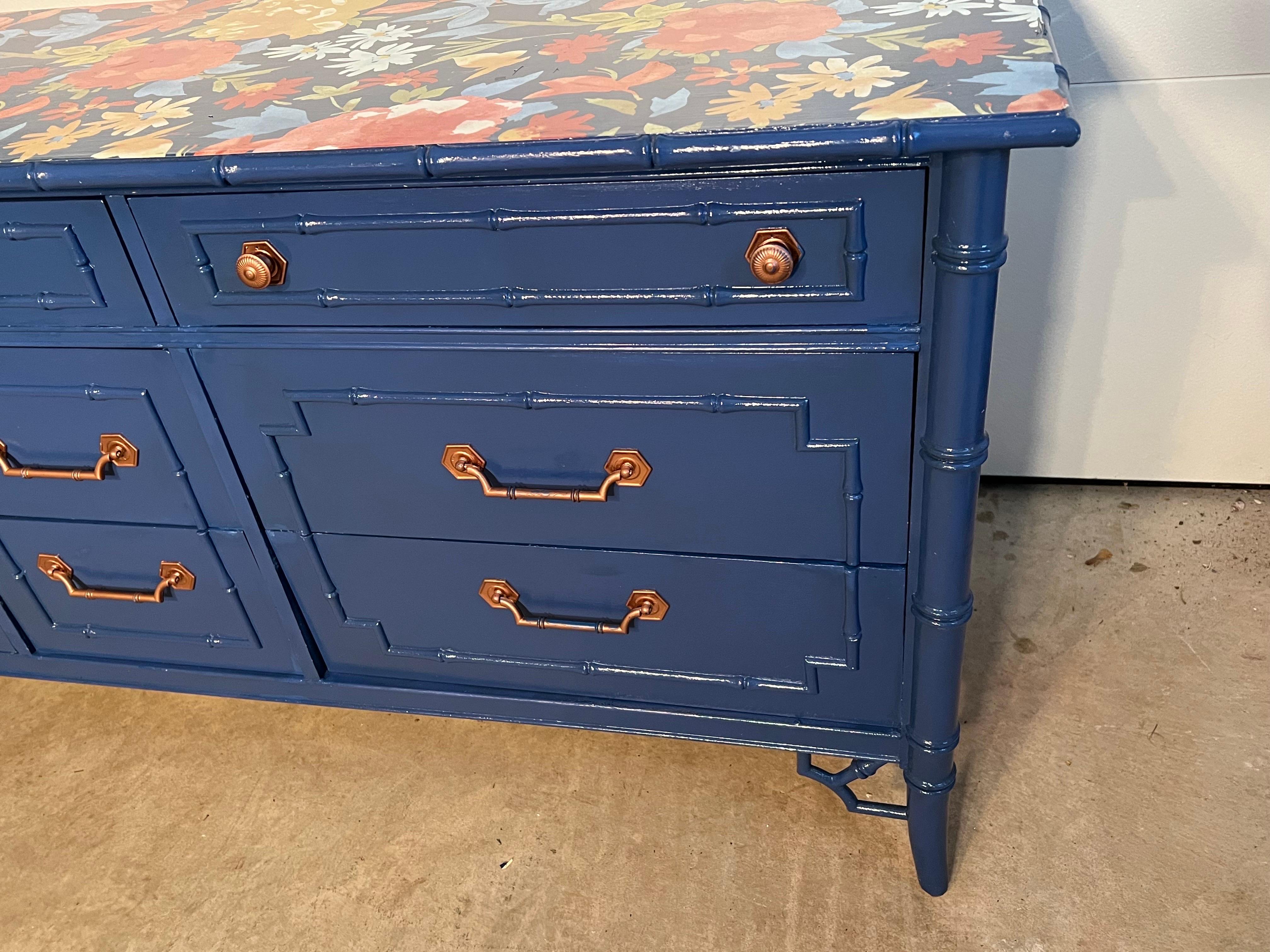Thomasville Allegro Chinoiserie Faux Bamboo Dresser in Blue For Sale 6
