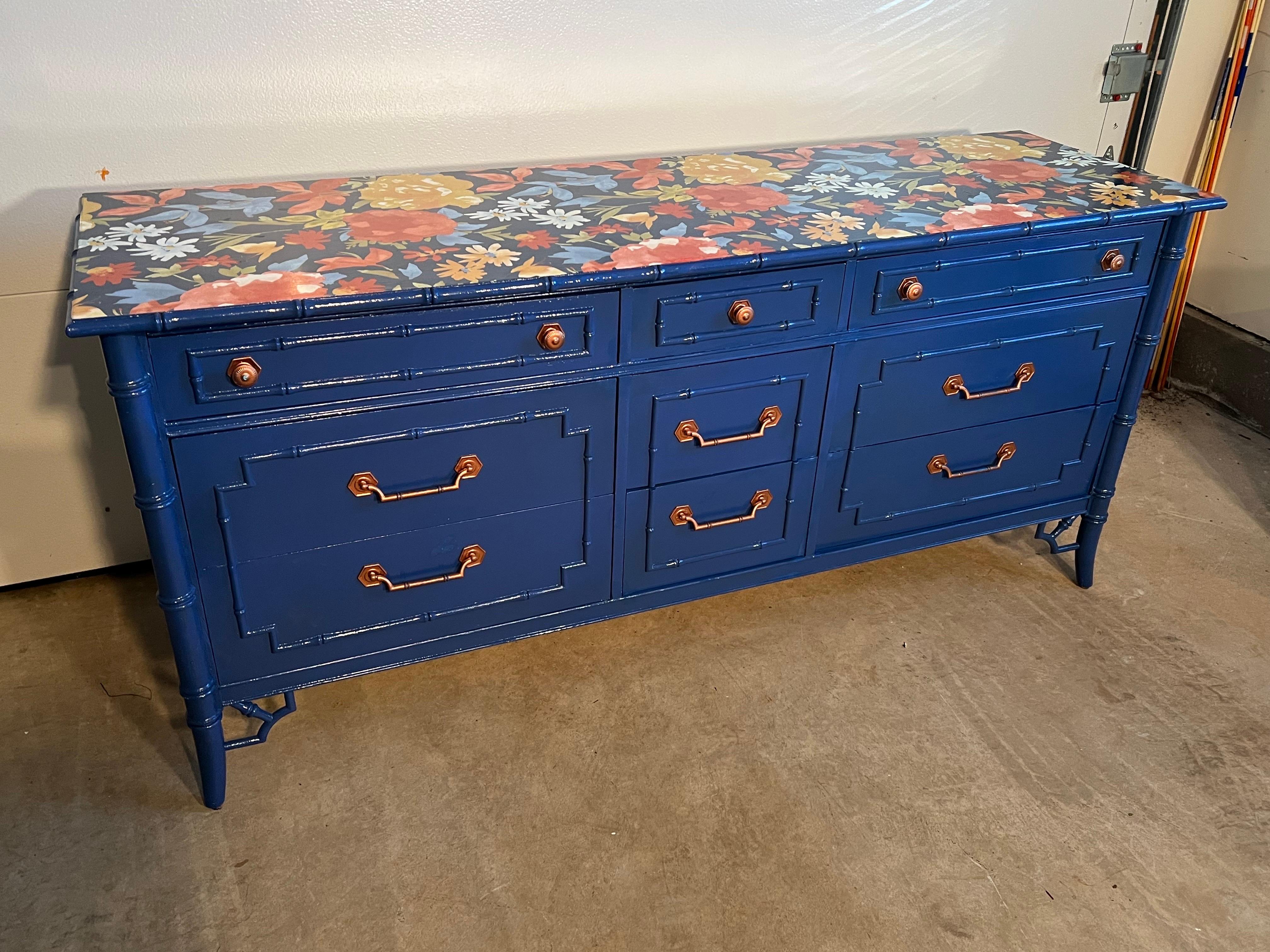 Thomasville Allegro Chinoiserie Faux Bamboo Dresser in Blue For Sale 8