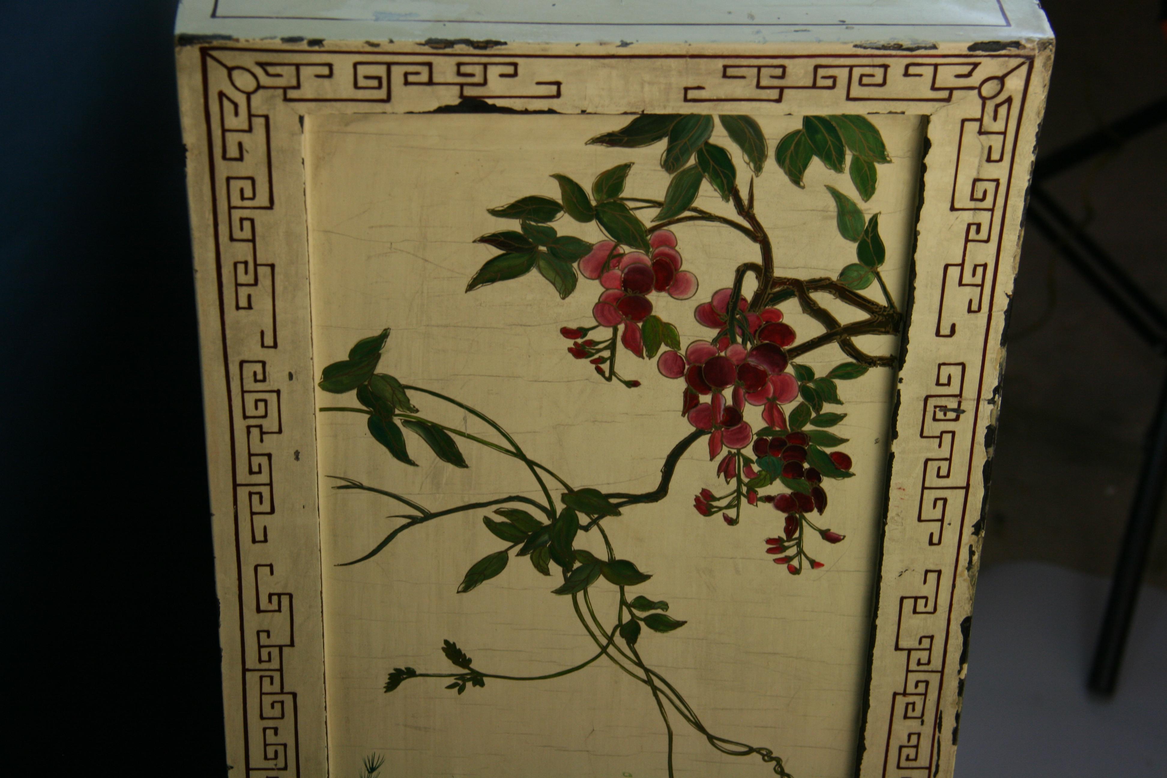 Chinoiserie Hand Painted Cabinet/Bar For Sale 7