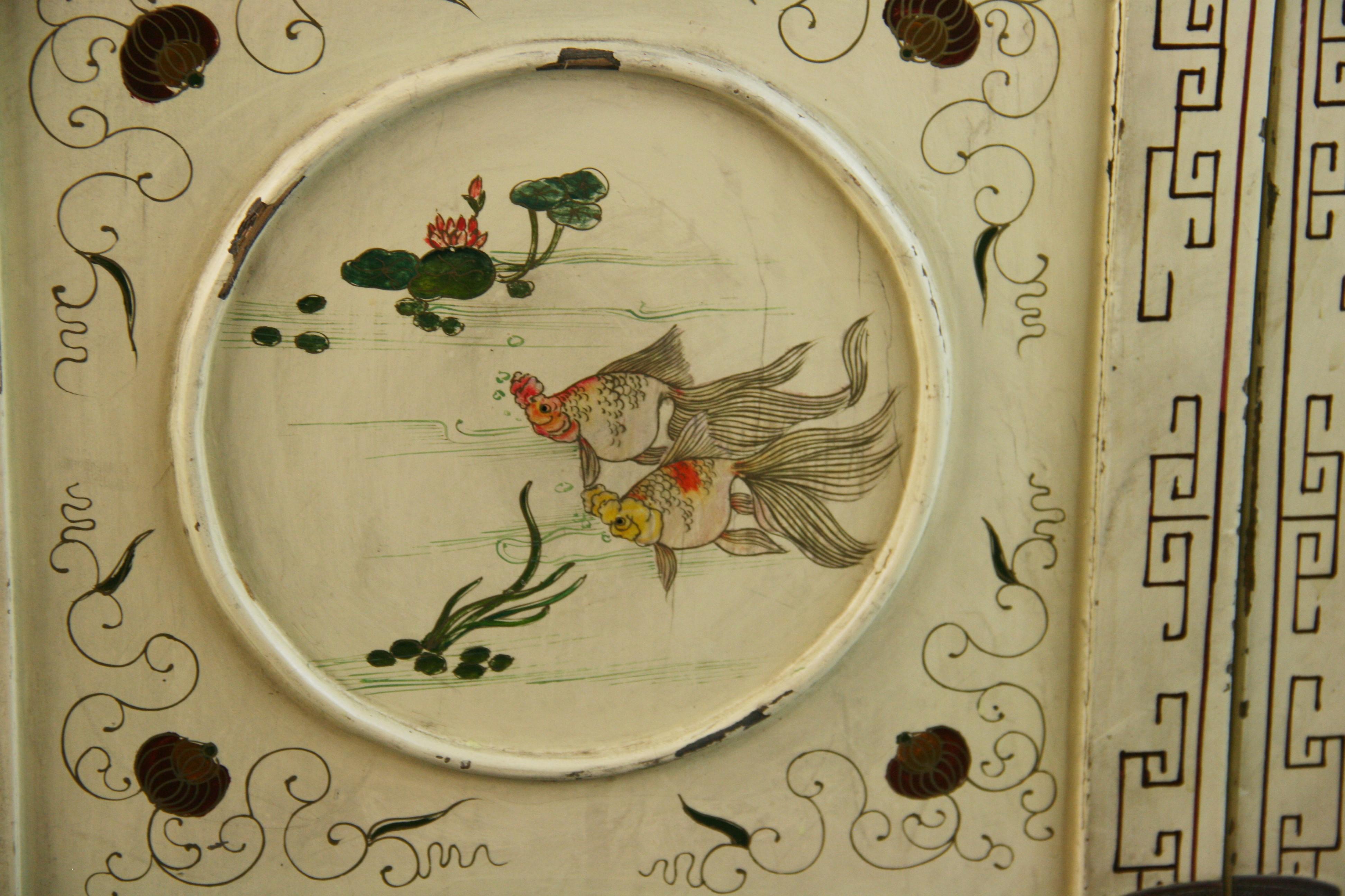 Mid-20th Century Chinoiserie Hand Painted Cabinet/Bar For Sale