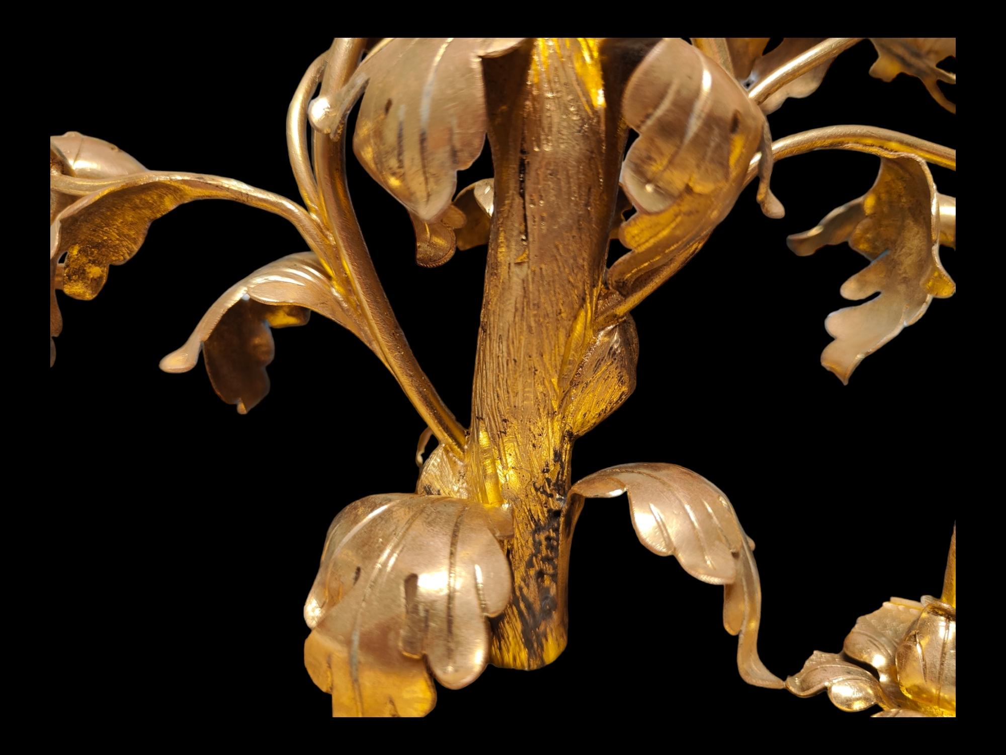 Uhr aus vergoldeter Bronze und Porzellan im Chinosoiserie-Stil im Angebot 9
