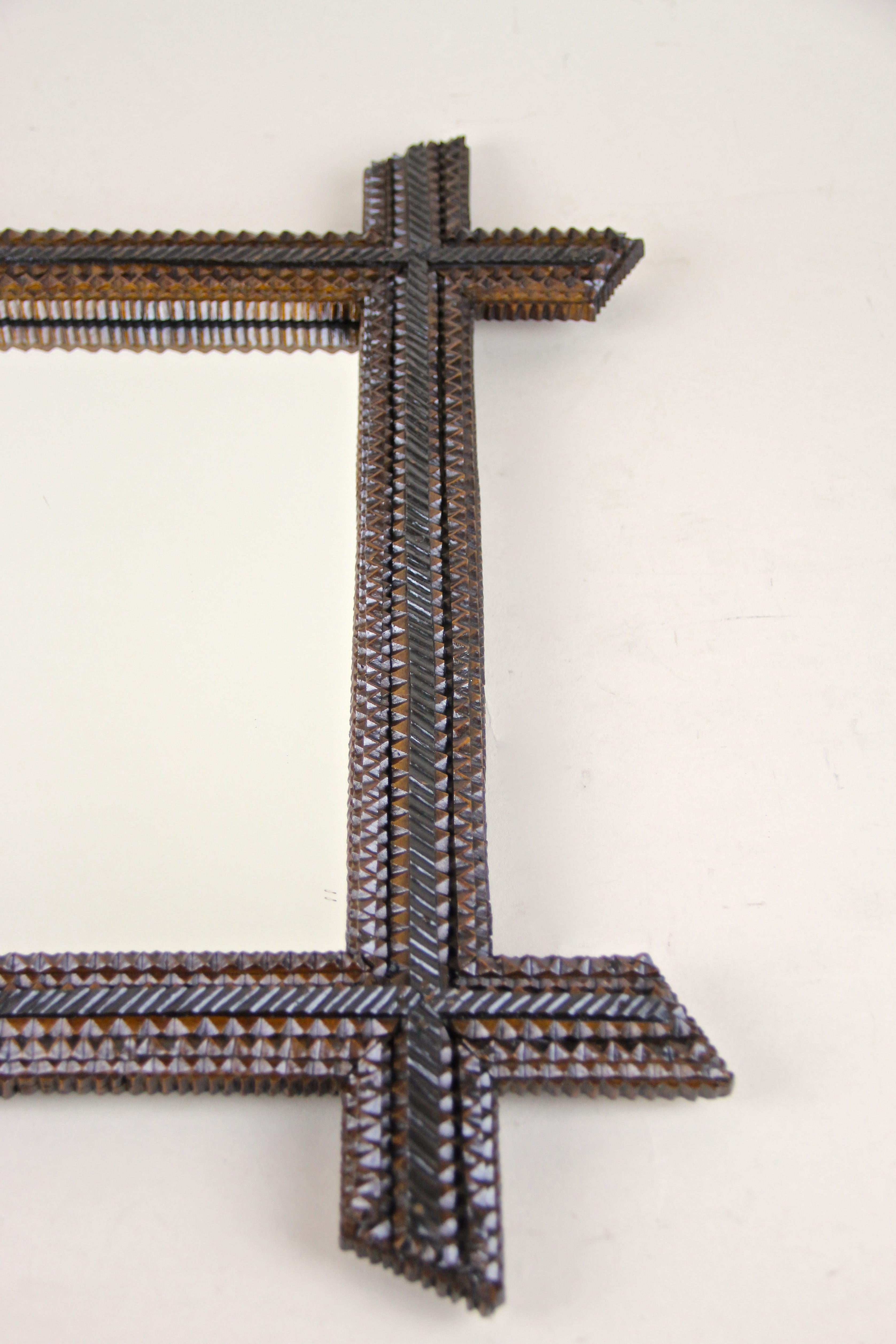 Chip Carved Rustic Tramp Art Wall Mirror, Austria, circa 1880 For Sale 4