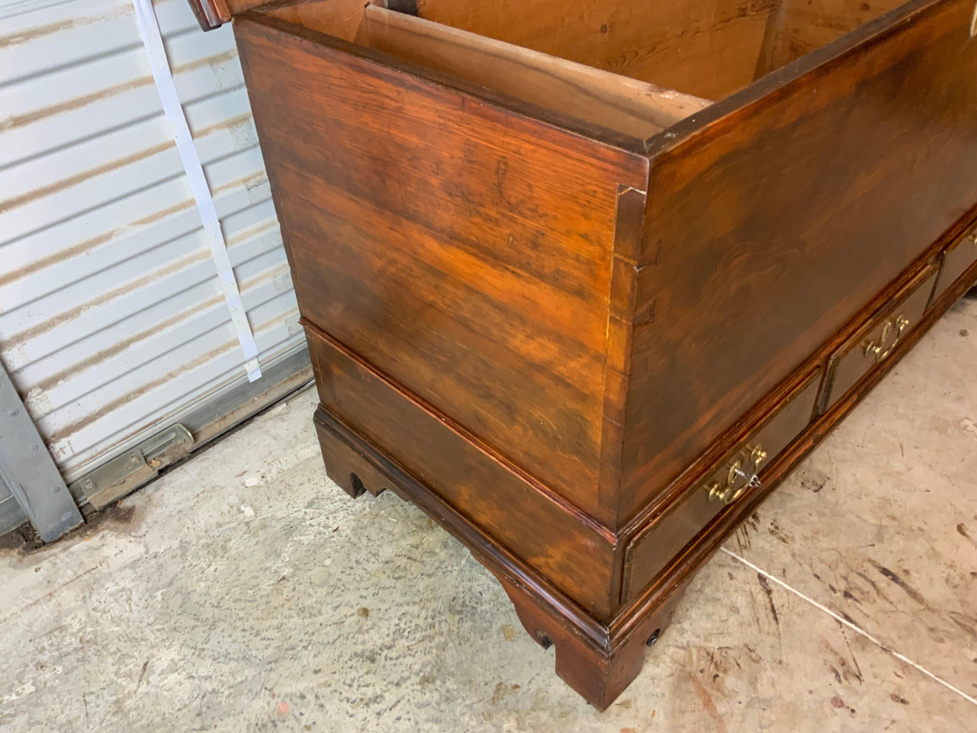 Chippendale Blanket Chest For Sale 4