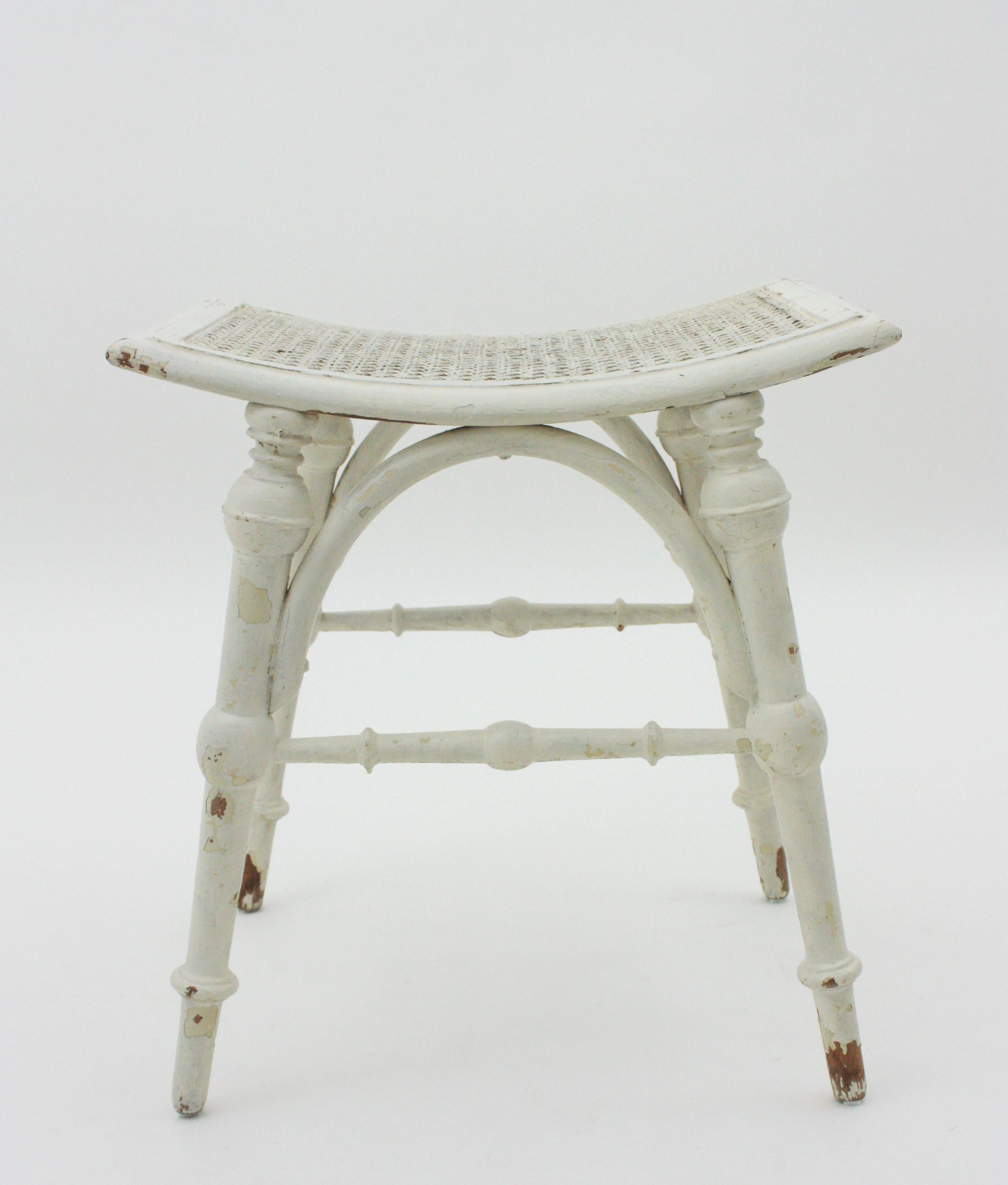 White Patinated Wood Stool with Cane Seat, Chippendale Style For Sale 8