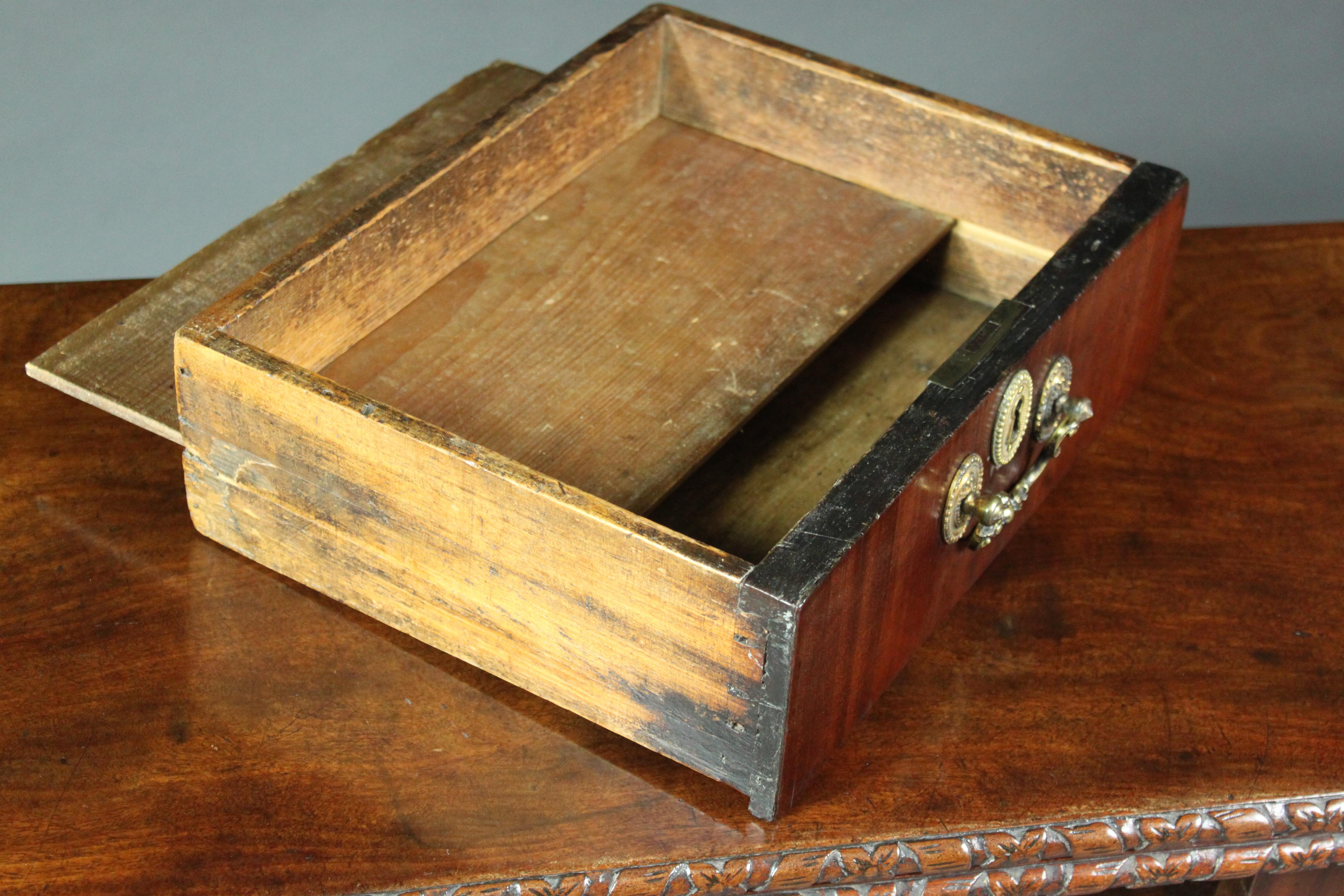 Chippendale Card Table In Good Condition For Sale In Bradford-on-Avon, Wiltshire