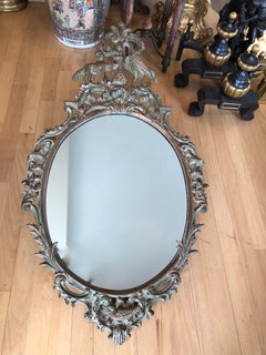 Specchio figurato Chippendale intagliato, dorato e dipinto con uccello Ho Ho