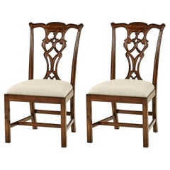Sillas de comedor Chippendale de caoba tallada (Juego de 2)