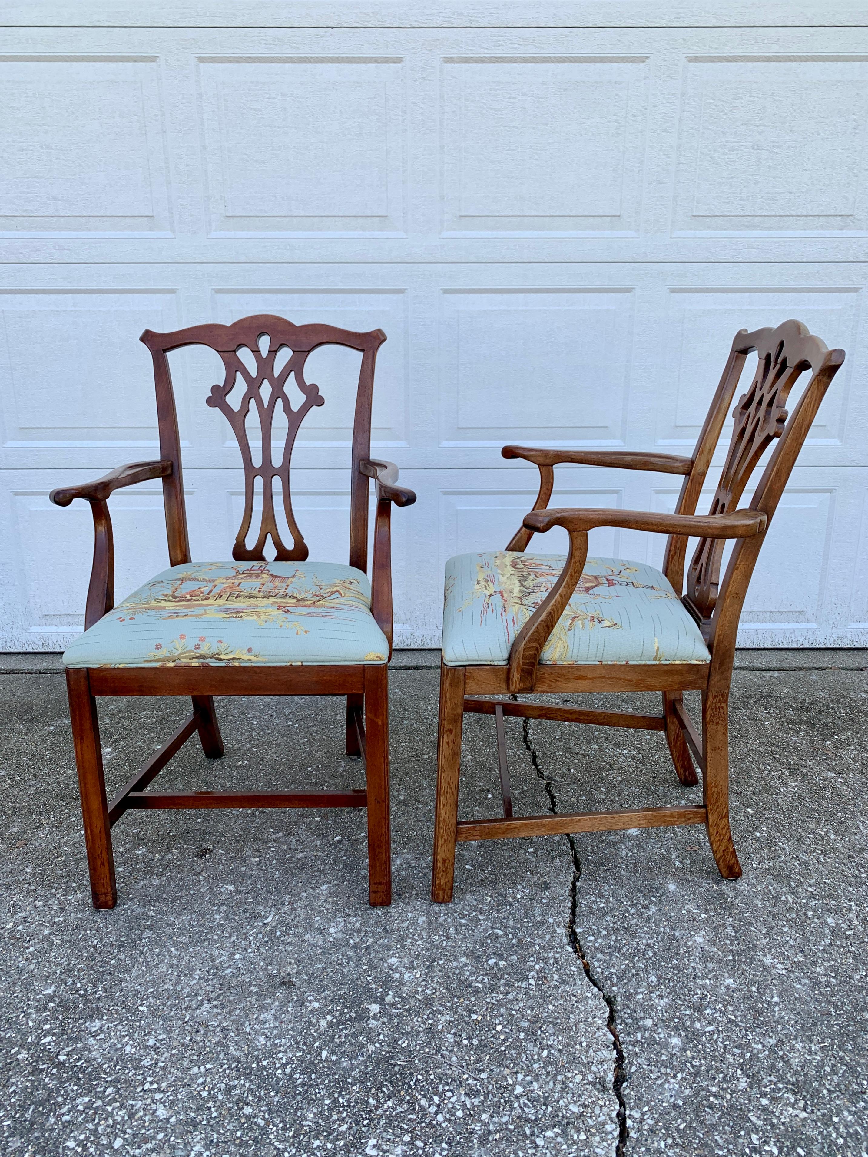 Chippendale Carved Mahogany Dining Chairs, Set of Six For Sale 4