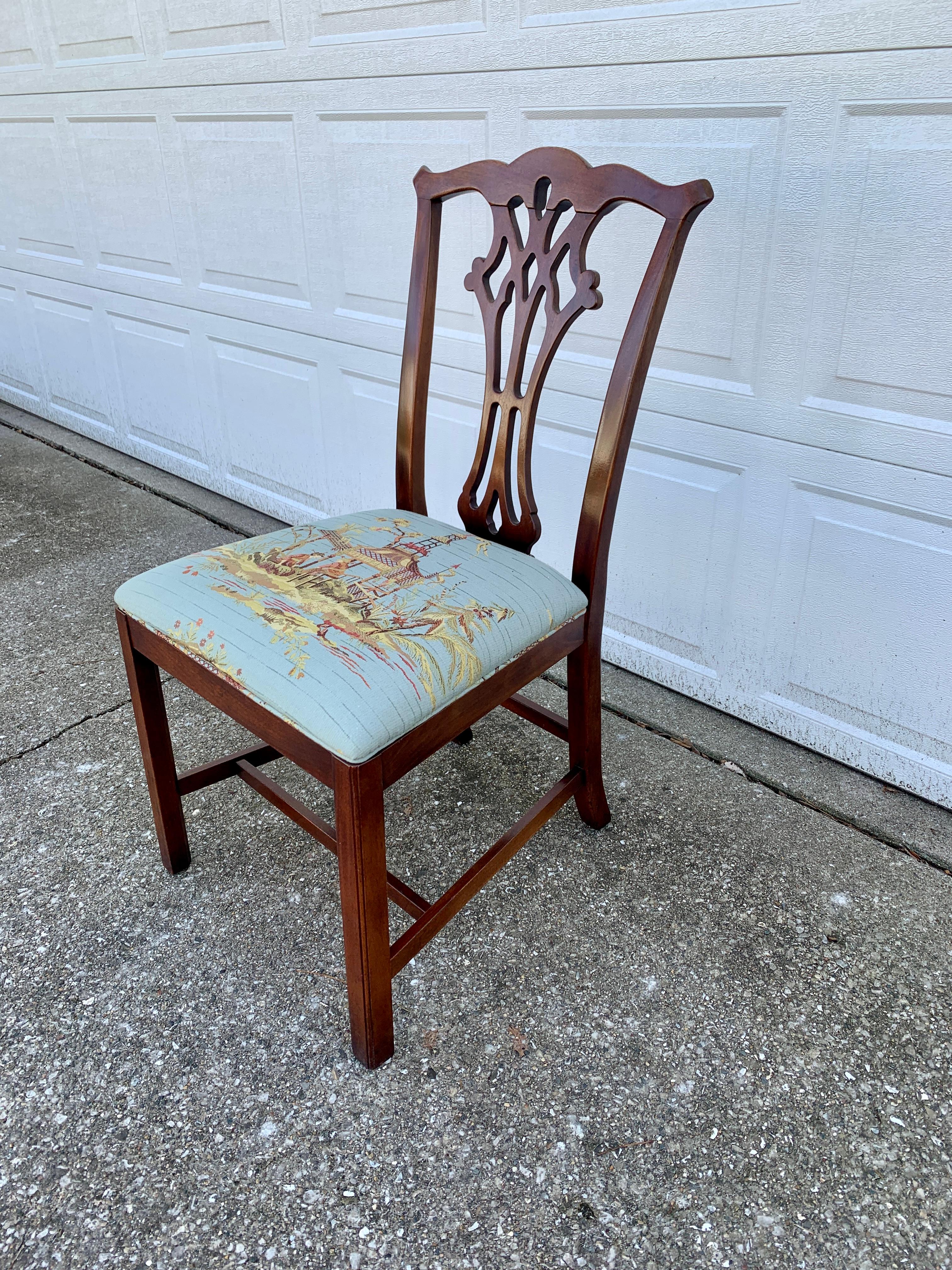 Chippendale Carved Mahogany Dining Chairs, Set of Six For Sale 2