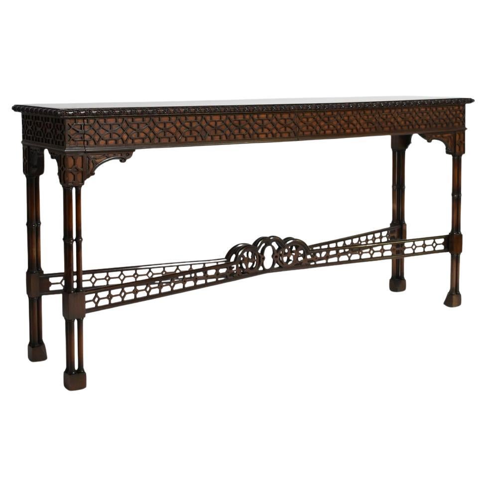 Konsolentisch aus geschnitztem Chippendale-Holz, XIX. Jh. im Angebot
