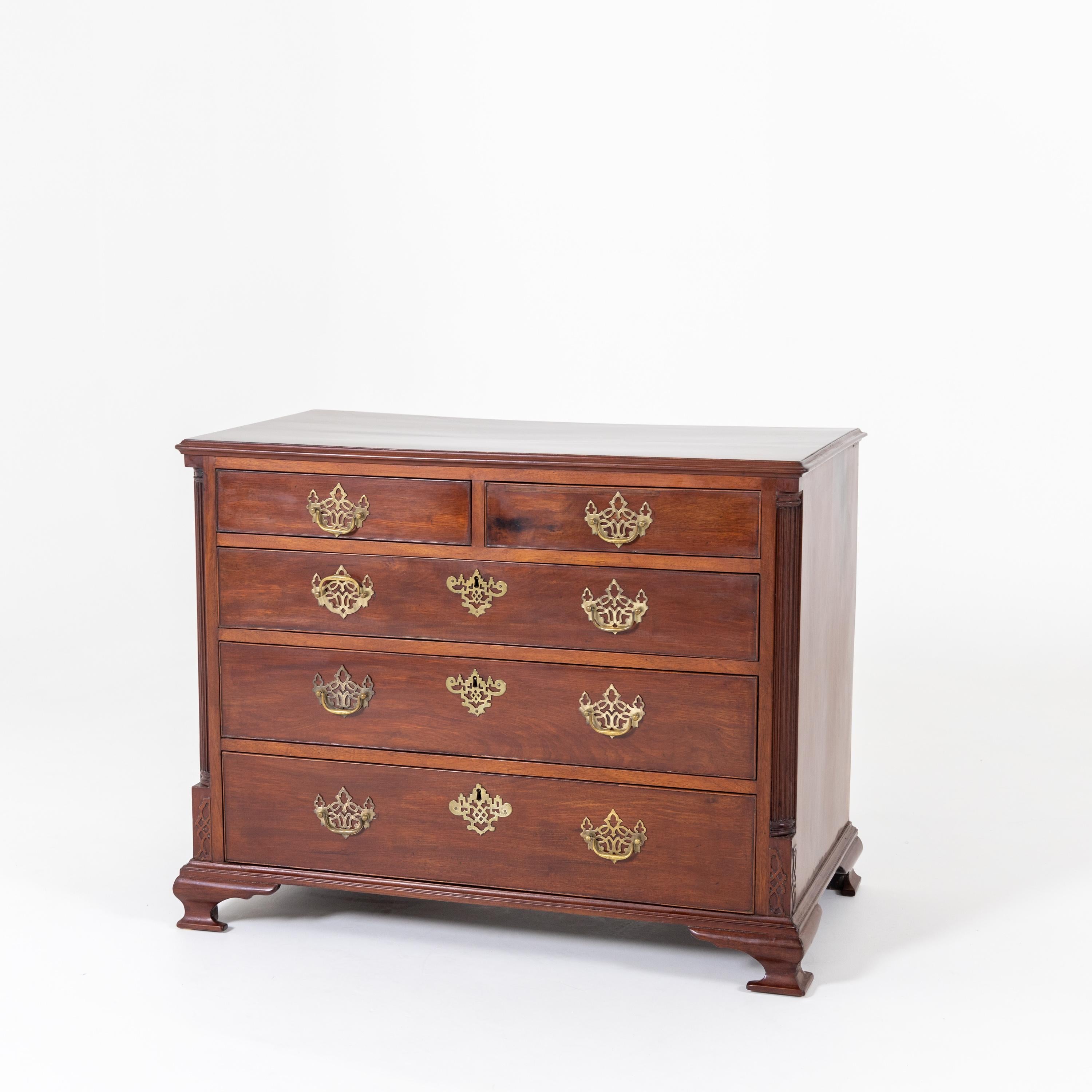 English Chippendale Chest of Drawers, England, Early 19th Century For Sale