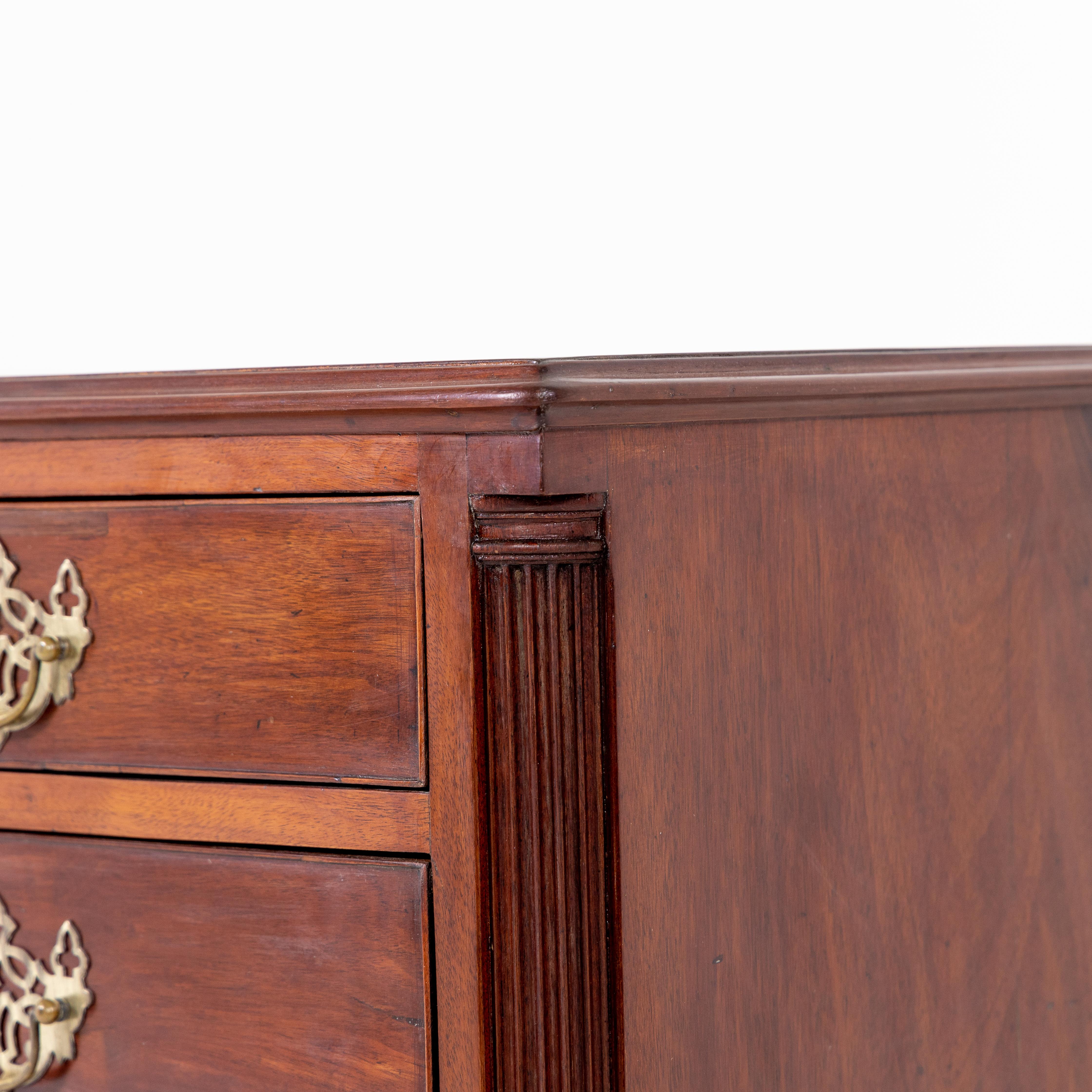 Mahogany Chippendale Chest of Drawers, England, Early 19th Century For Sale