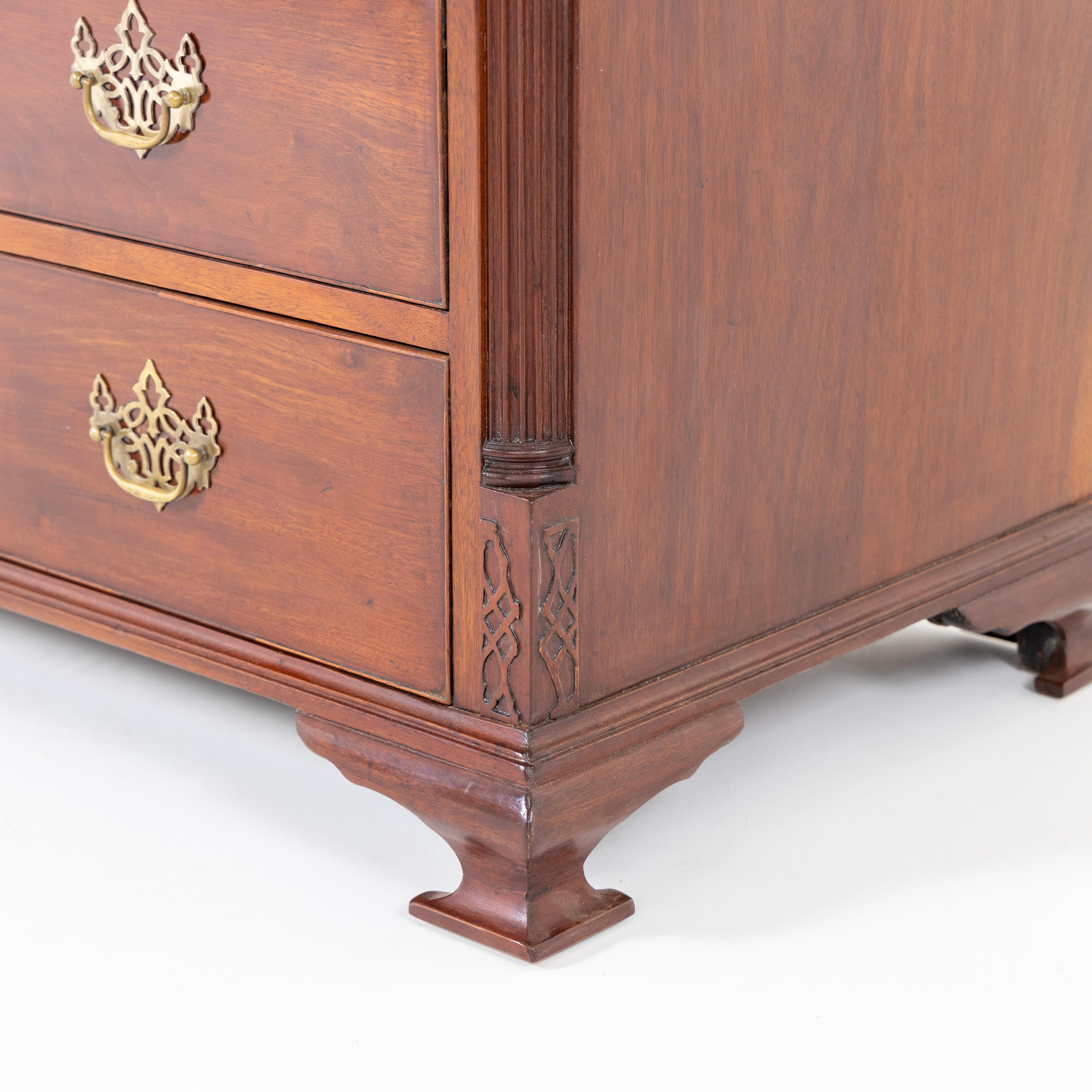 Chippendale Chest of Drawers, England, Early 19th Century For Sale 1