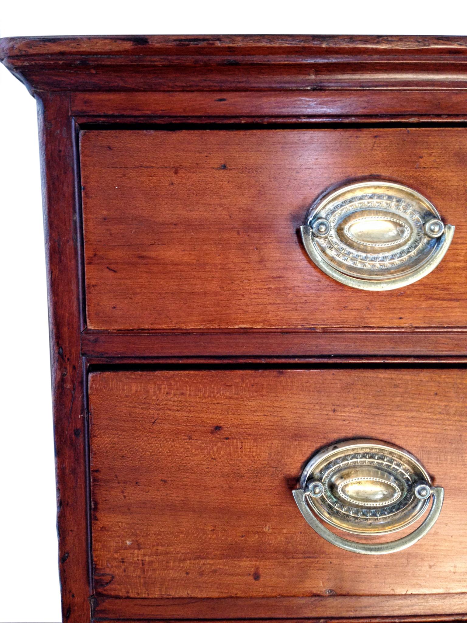 chippendale chest of drawers