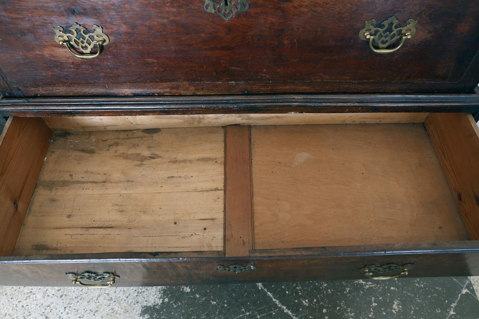Chippendale Chest-on-Chest For Sale 2