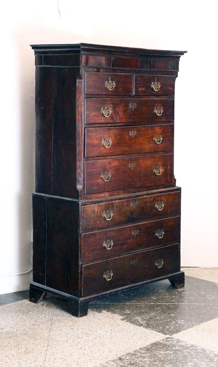 Chippendale Chest-on-Chest For Sale 3