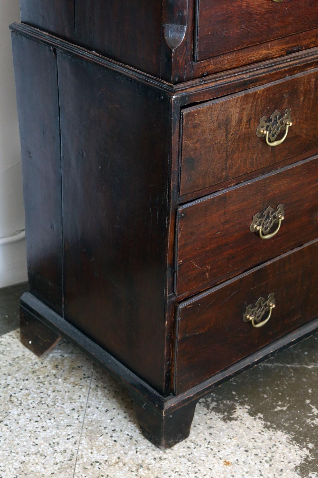 Chippendale Chest-on-Chest In Fair Condition In Houston, TX
