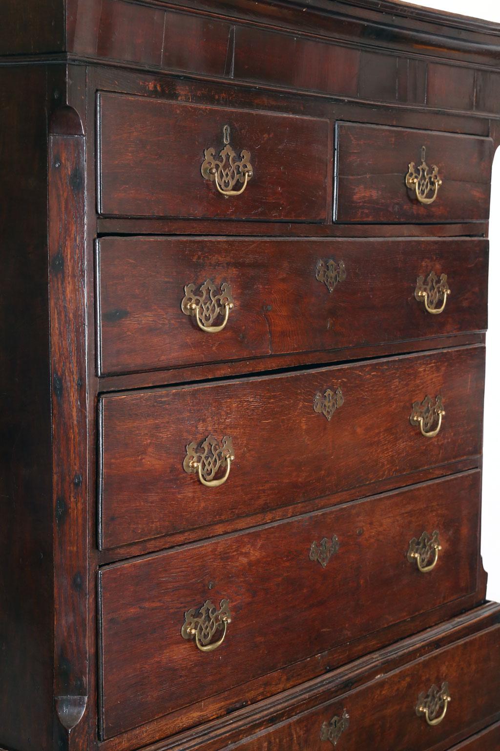 Chippendale Chest-on-Chest For Sale 1